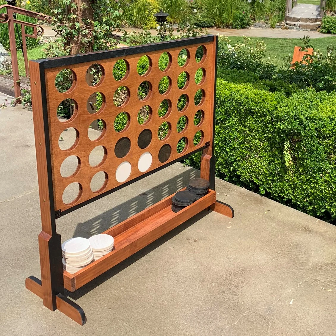 Giant Connect 4.jpeg
