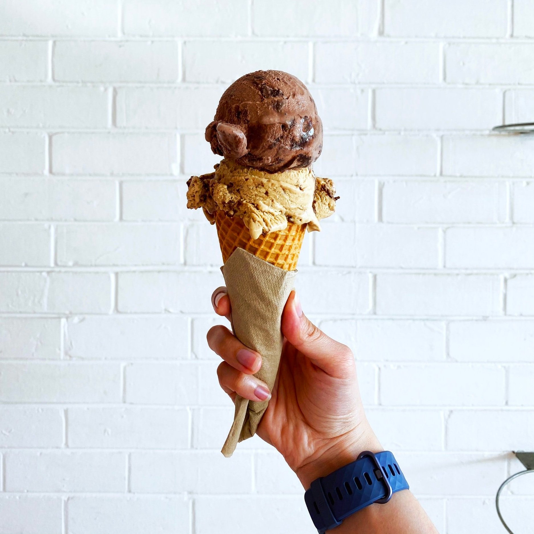 A Beginner’s Guide to Making Chocolate Ice Cream from Home