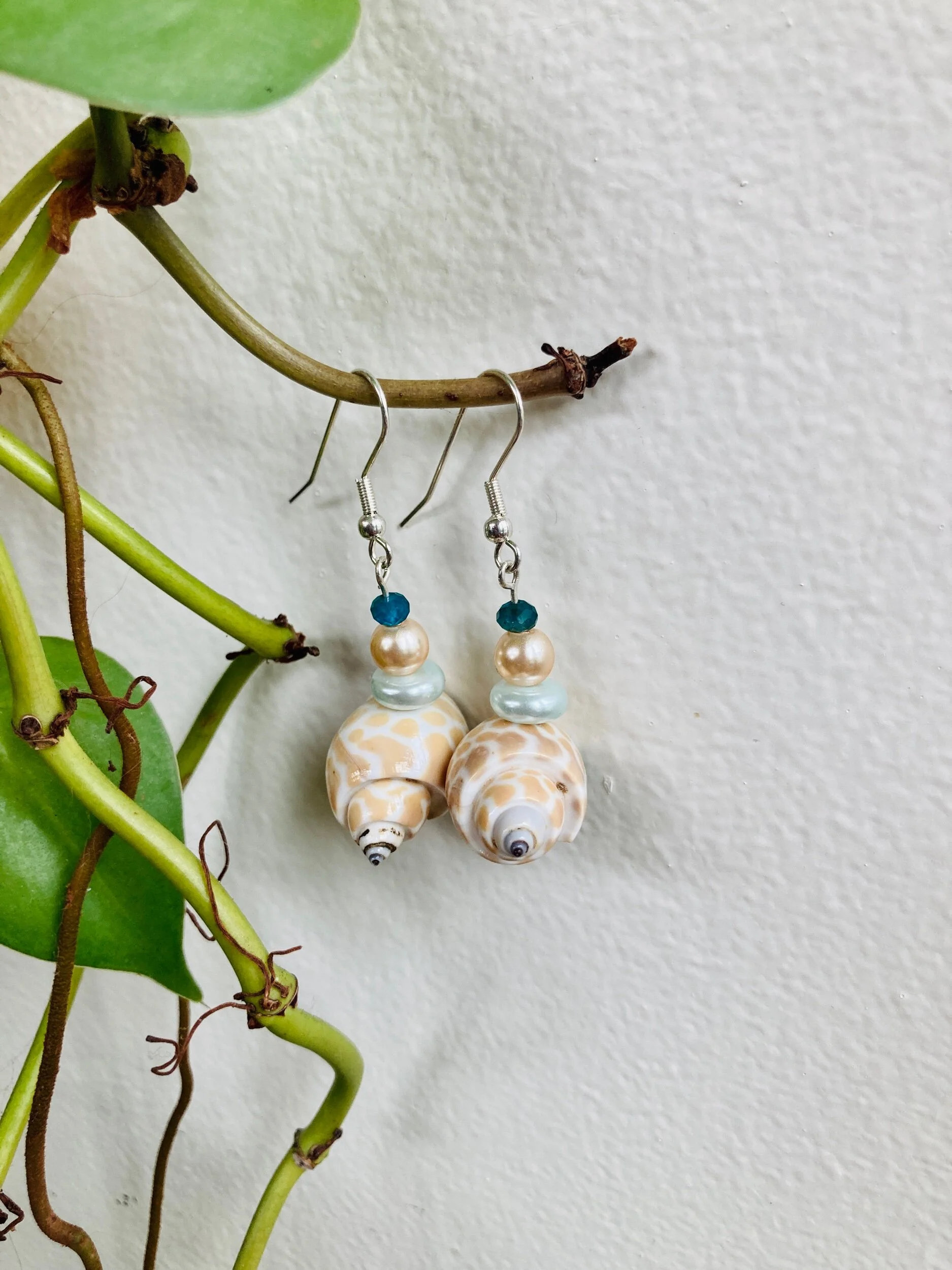 0401CEFD-2528-4FD8-9C77-50BD3FEFFA84