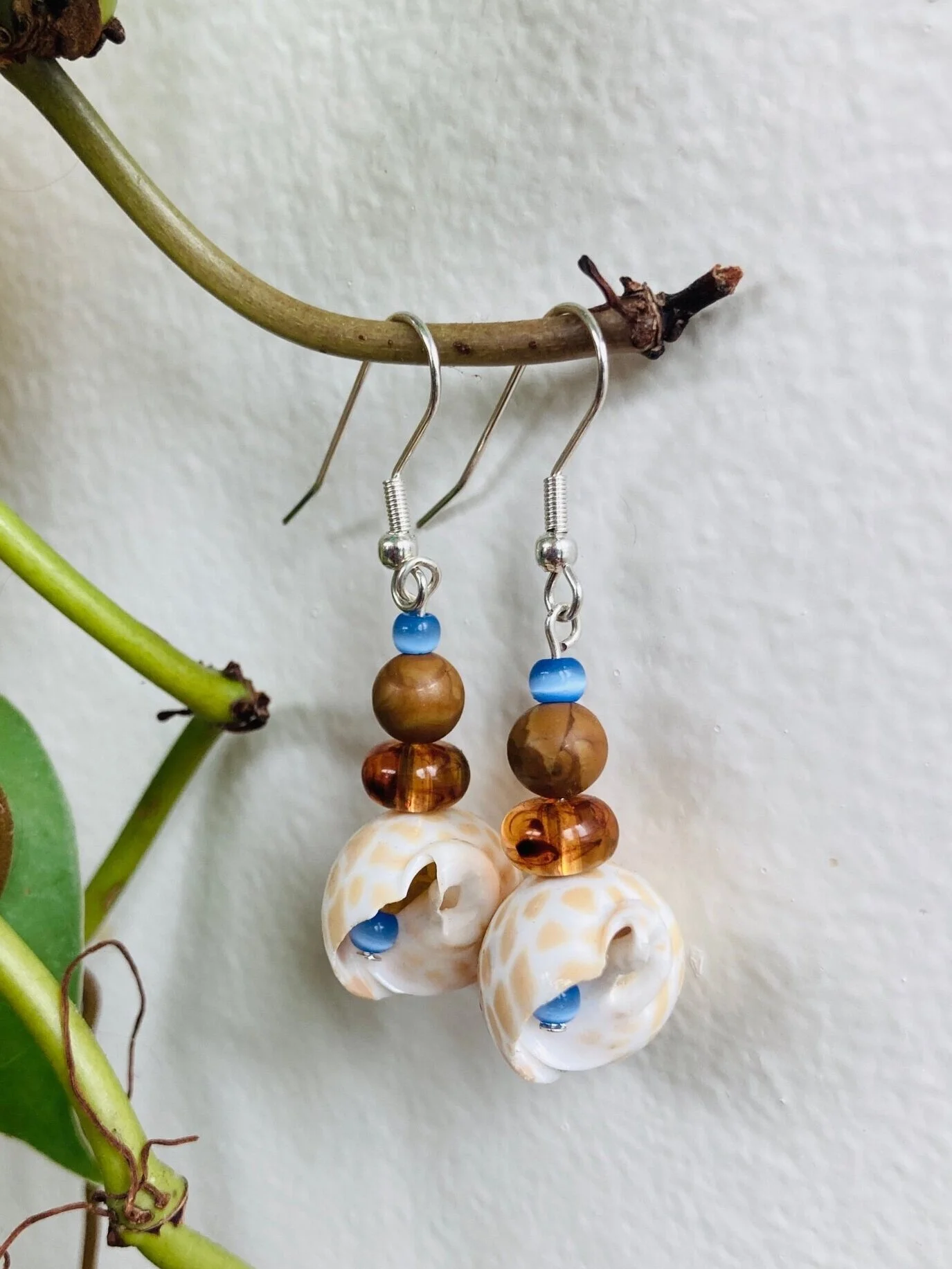 ACA98C0F-CFCB-4F8A-853B-EDDD1F093D8C