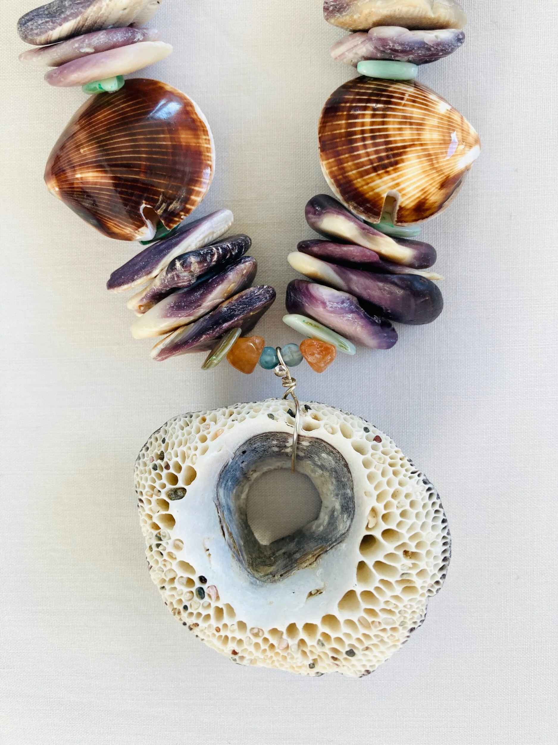 2B5AA5A5-9E9F-4B57-8CB1-29CD94736E72