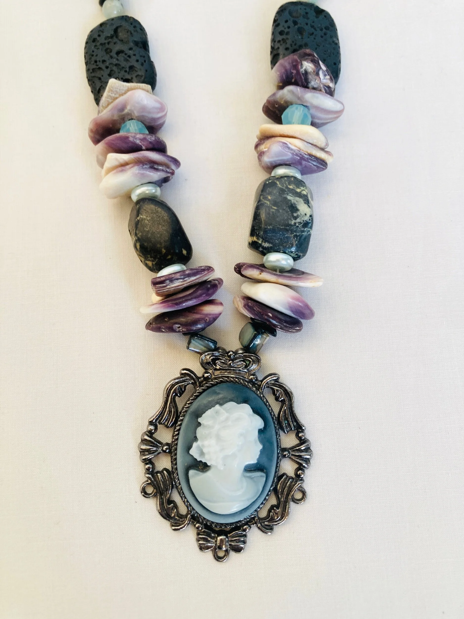 EB2CDD18-8A00-4406-9425-3F43A34A79BB