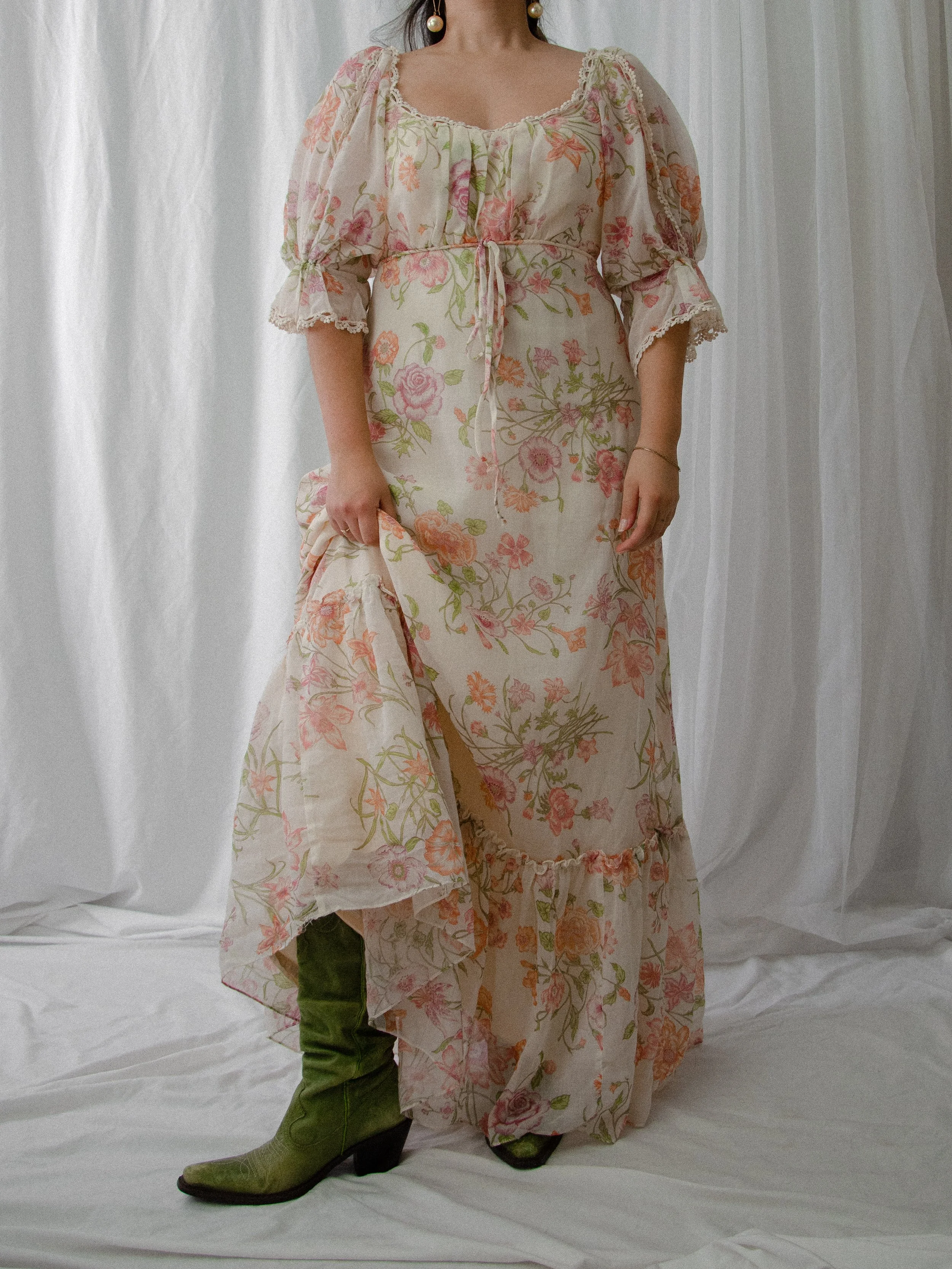 70s Puff Sleeve Floral Dress (M)