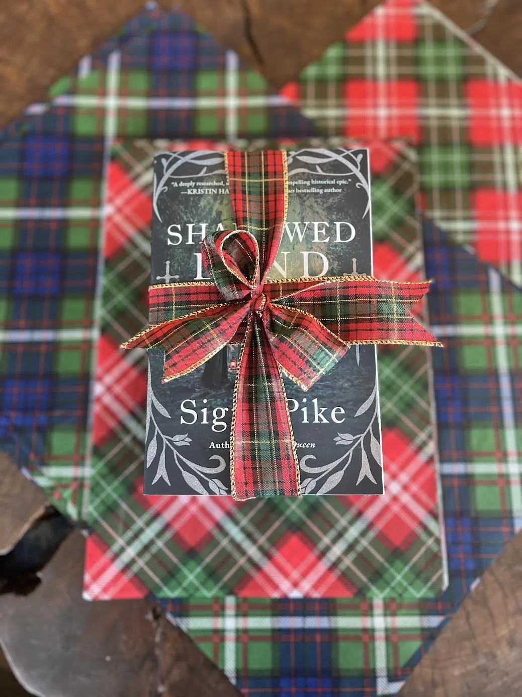 Holiday Gift Campaign with Buxton Books