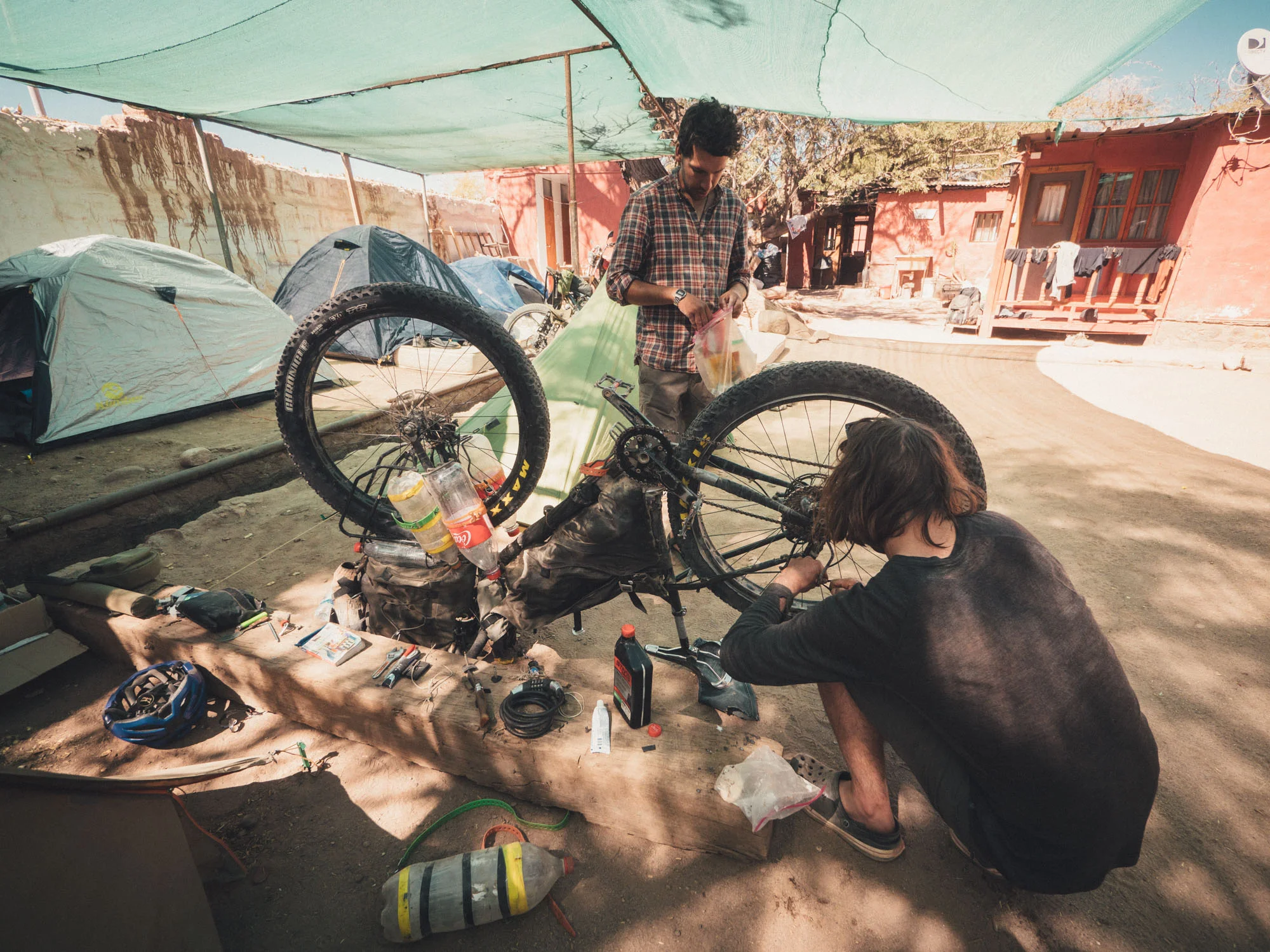 Nathan getting his Surly ECR ready for the few thousand kilometres.