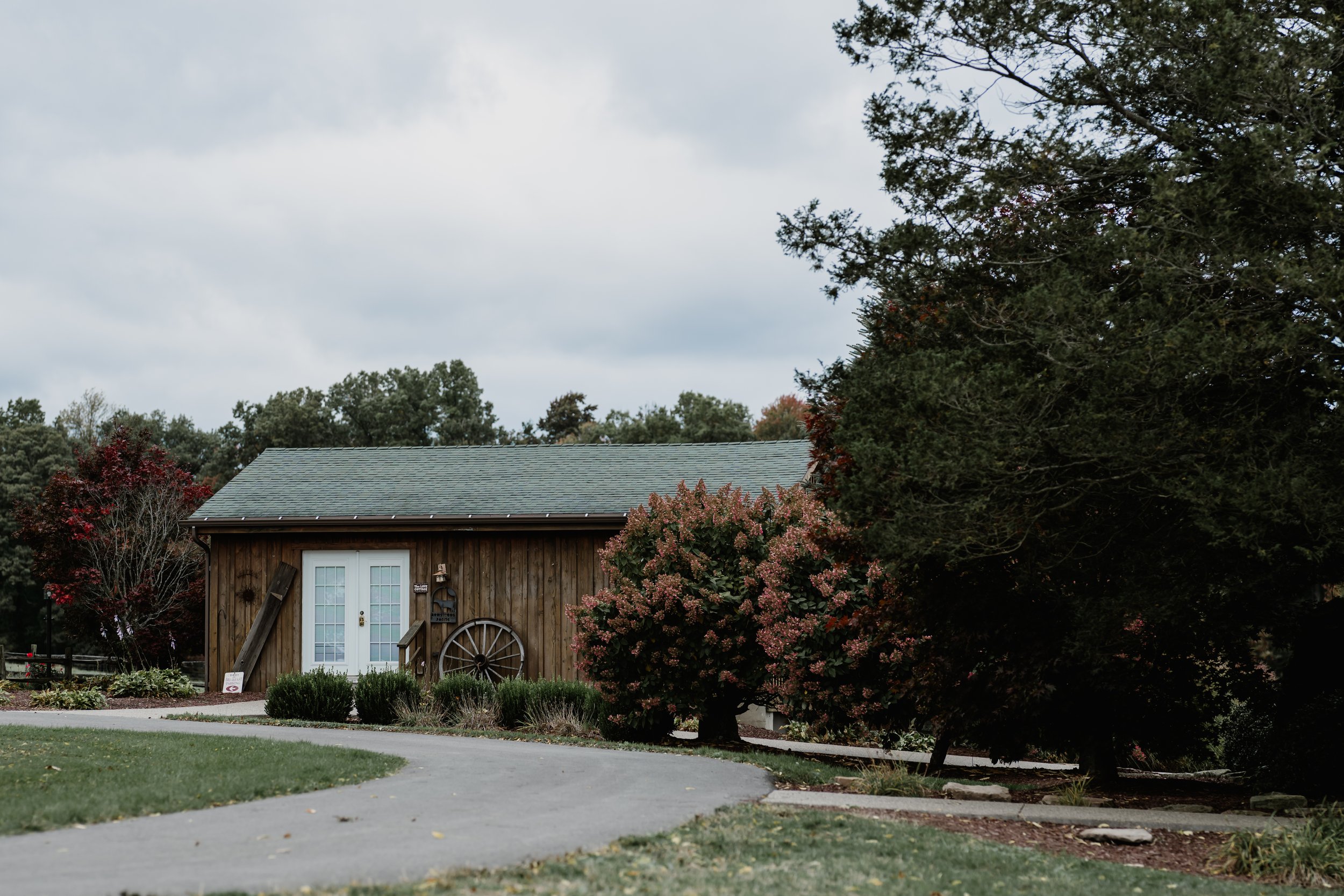 Love Cottage Westminster Preserve Weekend Wedding venue lodging