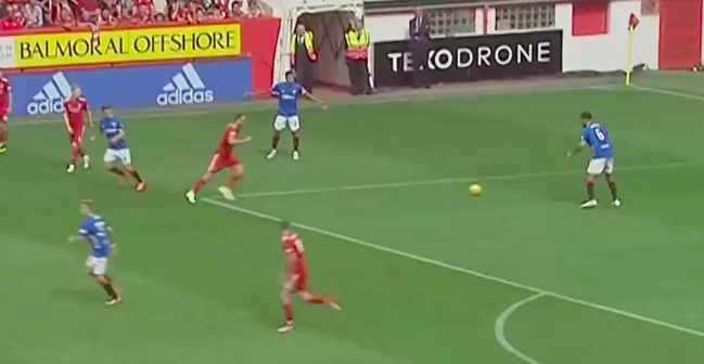 My issue with Goldson's decision to clear the ball is that he has Arfield making a run which could have led to Rangers transitioning into attack if Goldson had made that short pass. Instead, he clears the ball up the pitch - which relieves pressure but also gives the ball right back to Aberdeen.