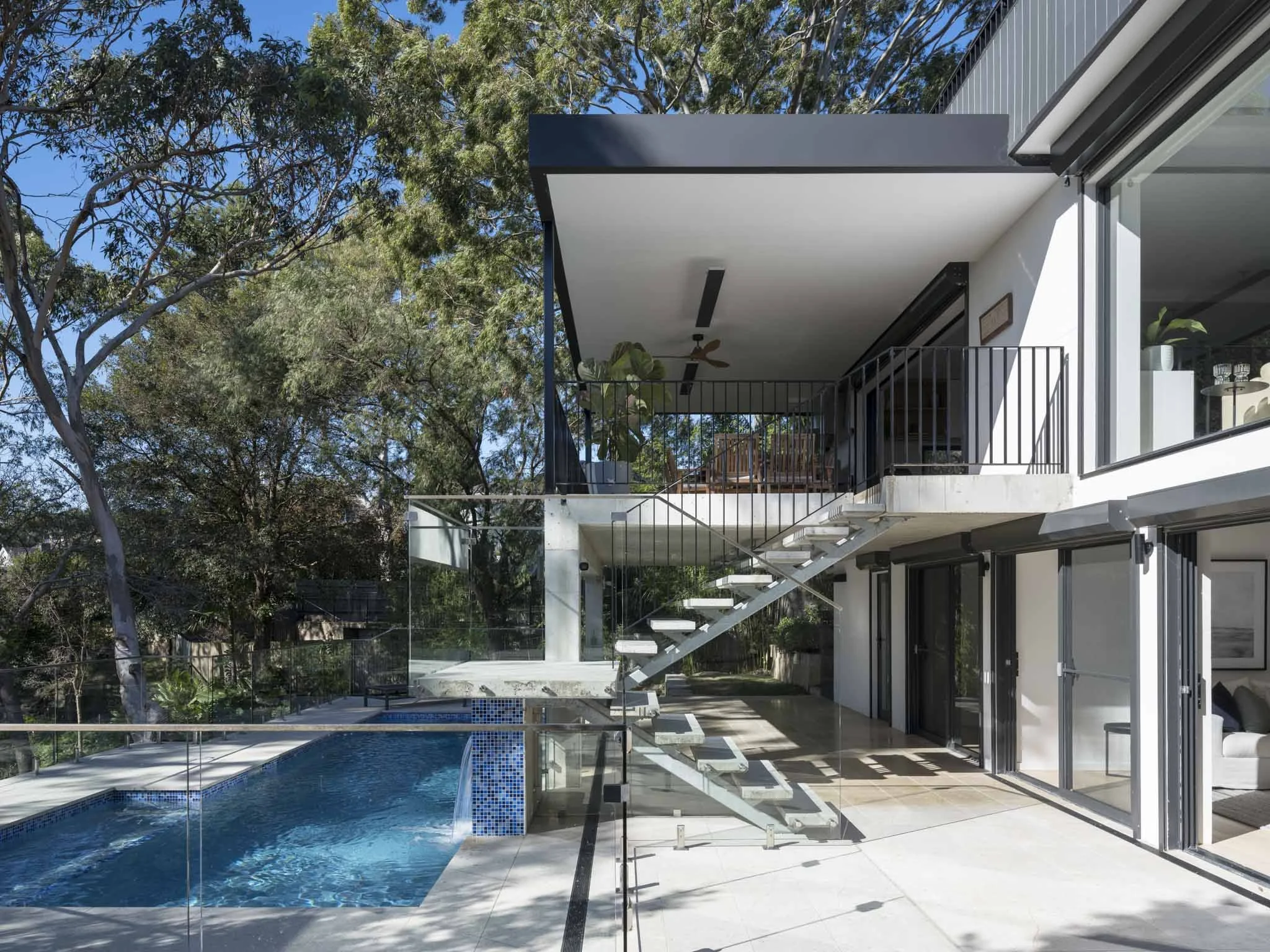 bushland-house-homes-sydney-spiralarchitectslab-exterior03.jpg