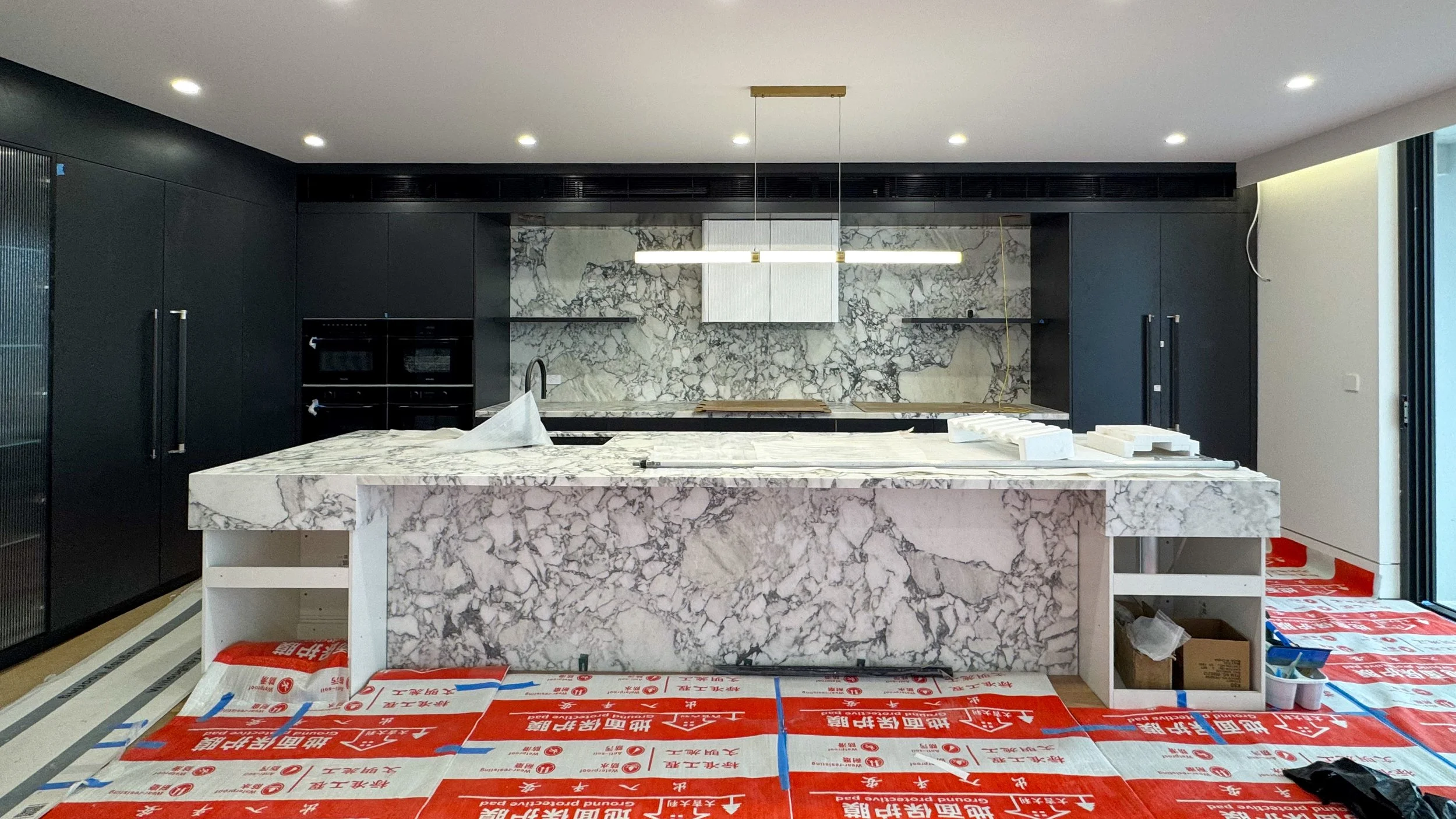 stacked-house-homes-sydney-spiralarchitectslab-interior-01.jpg