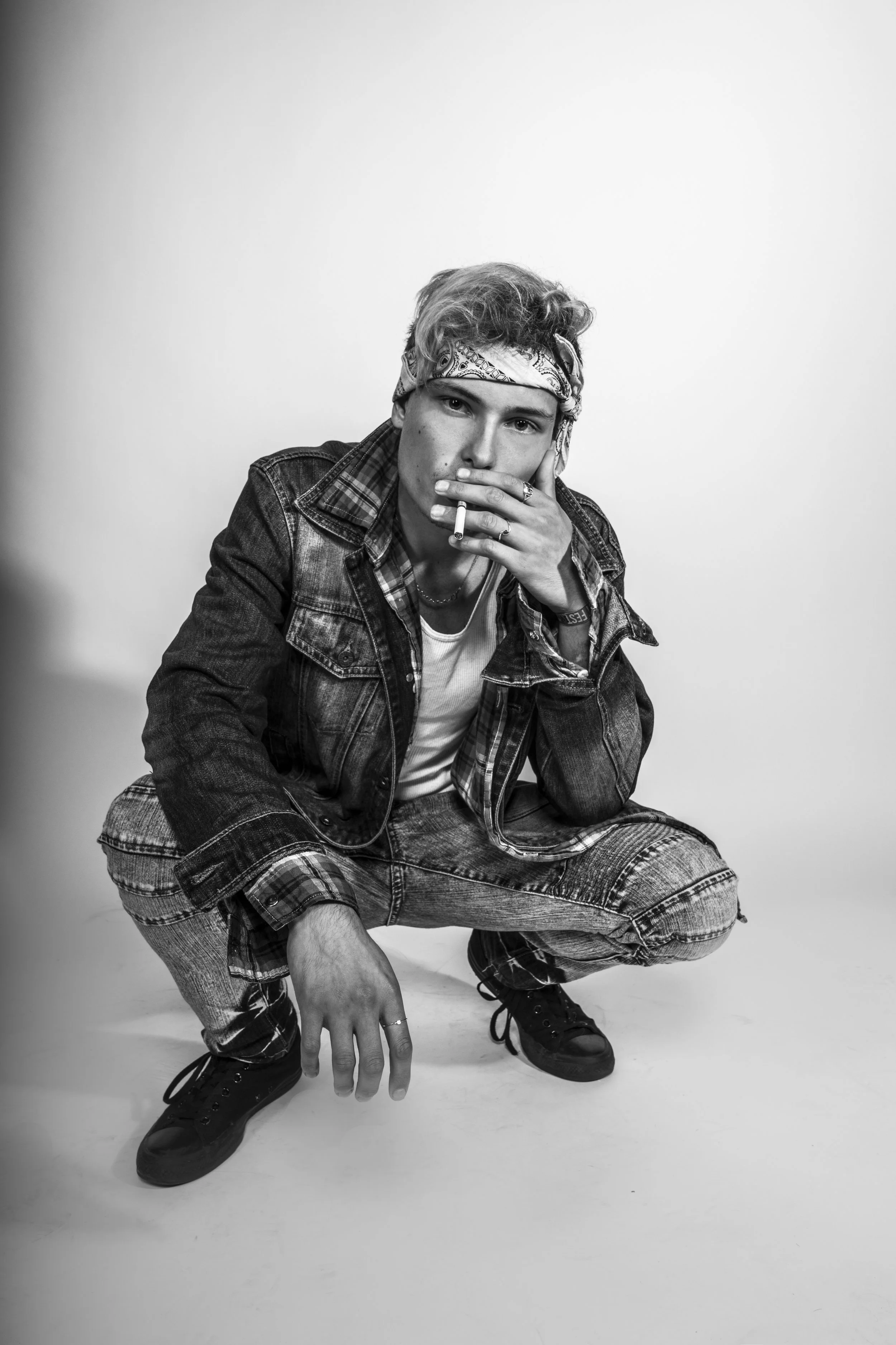 BLACK AND WHITE PHOTOSHOOT (1 of 7).jpg