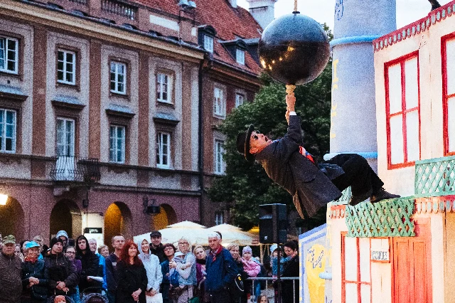 bossunderball-1.jpg