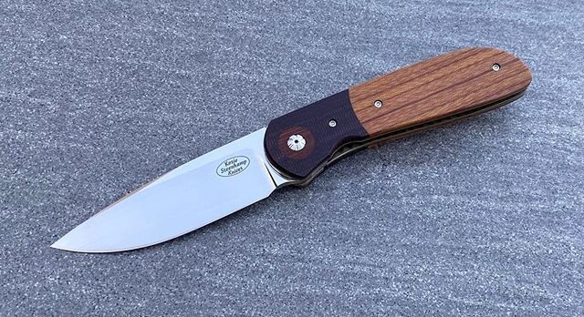 Knife: Breeze Front Flipper (IKBS).
N690 Stainless Steel Blade. Maroon and Natural Micarta handle. Anodized Titanium liners and pocket clip.
#kosiesteenkamp #kosiesteenkampknives #knivesofinstagram #handcrafted #africancustomknives #custom knives #kn