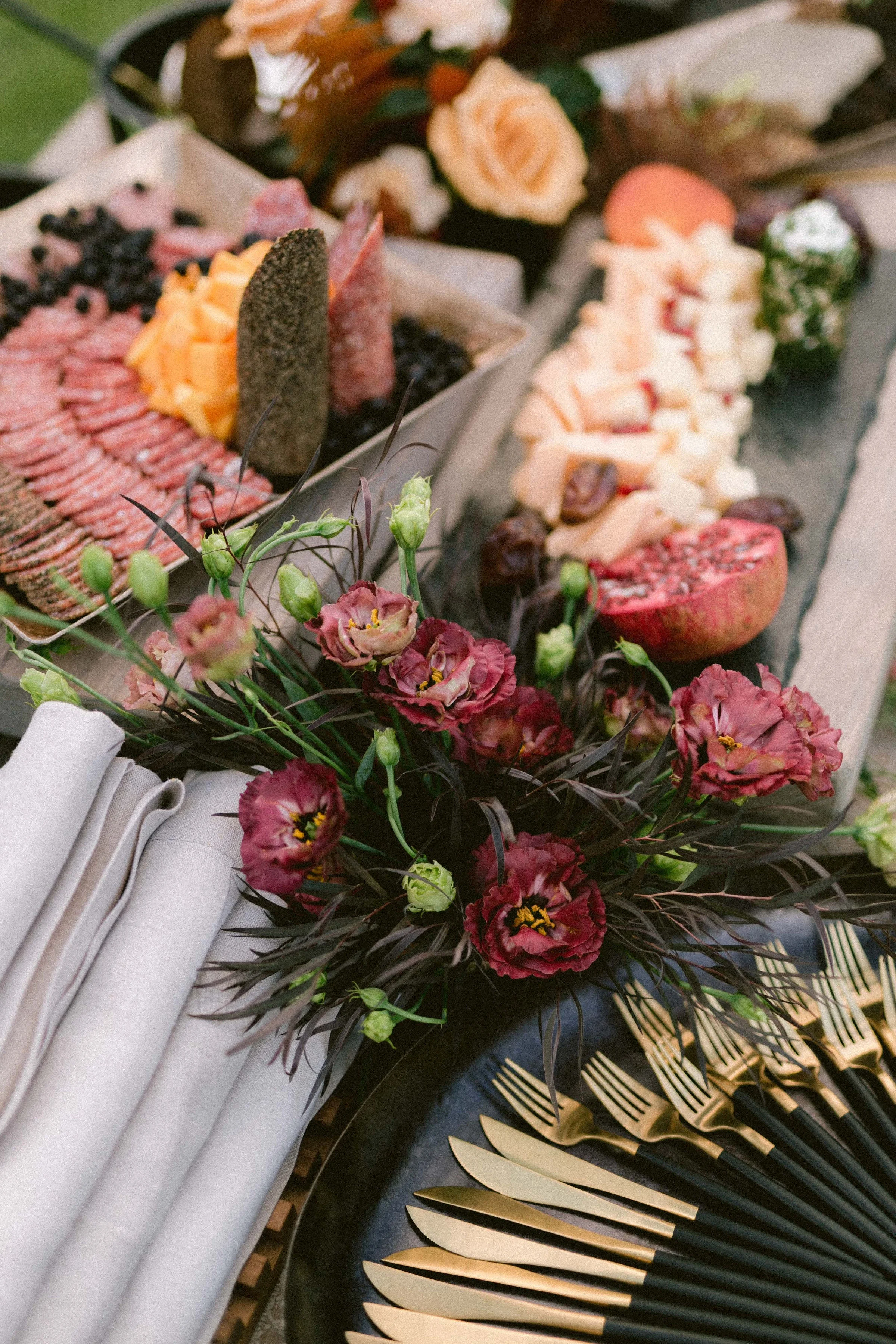 Reception Hors D'oeuvres | Lanai Hawaii Wedding | Jenna Lee Pictures | Destination Wedding Planner | Unveiled Hawaii