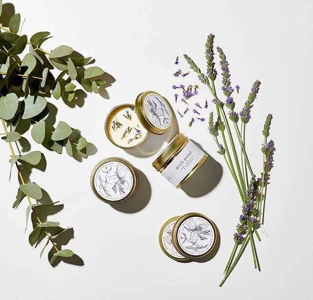 Still the best smelling products yet! 
Created by the super talented @amandajaynecandles 
Styled by: @amber_ryan_styling 
#capetown #capetownproducts #candles #bespoke #bespokedesign #scent #productdesign #lighting #lightingiseverything #hardlight #p