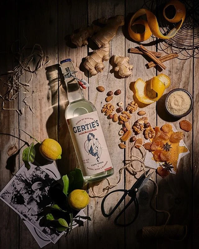 Second lady up, the @gerties_liquor prohibition style white rum, yum, accompanied by her flavour ques

Styling @eatwithemma 
www.justinthomsonphotography.com📸 
#rum #rumcocktails #advertising #advert #adagency #artdirection #southafricaadvertising #