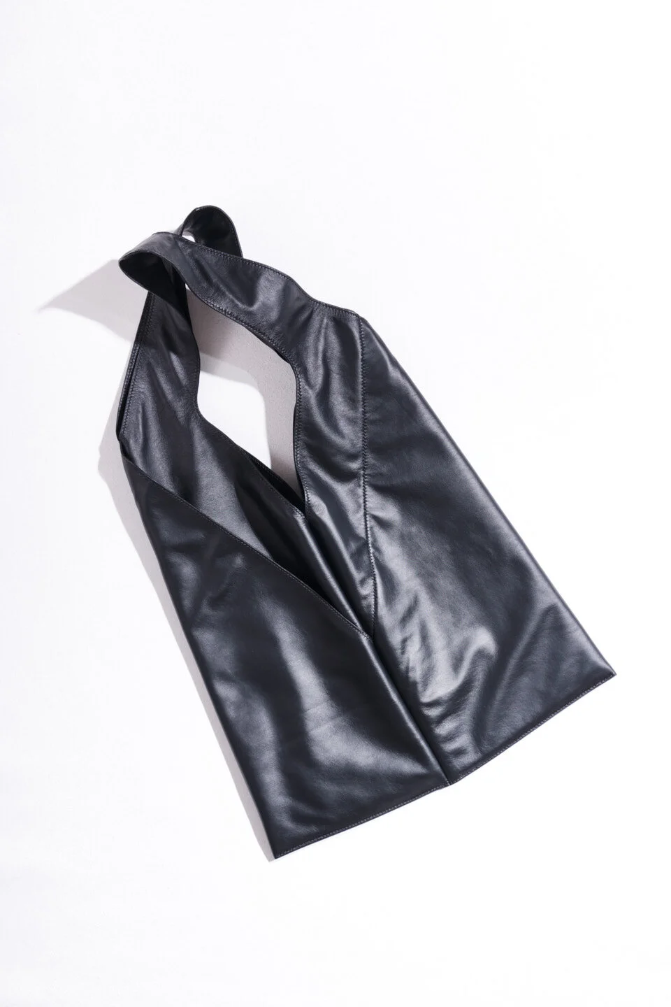 T0601 038 Willows leather 1.jpg
