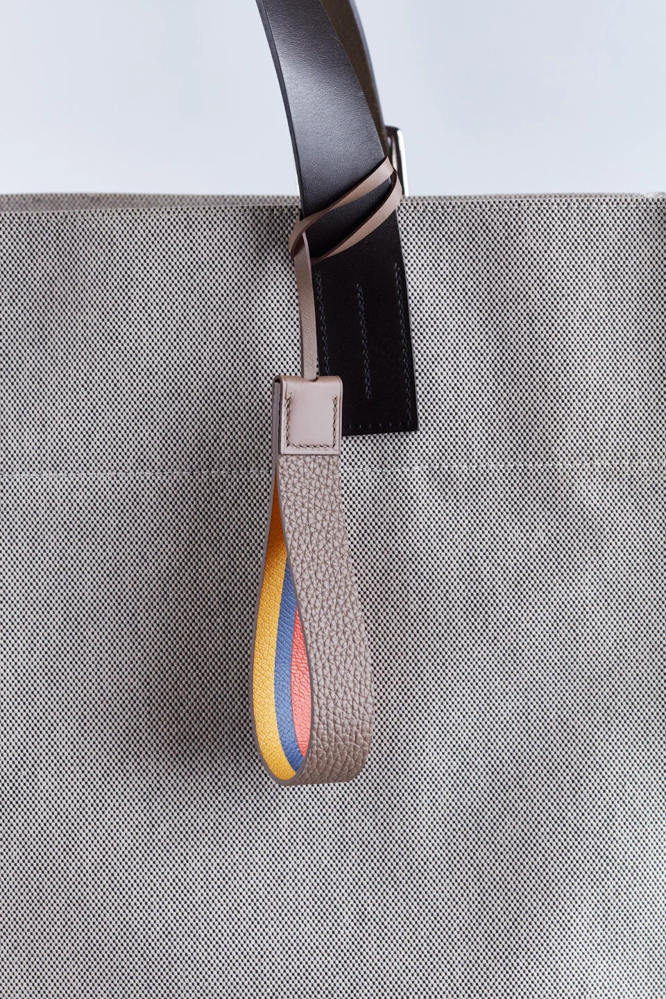 R1231 079 Leathercraft 1.jpg