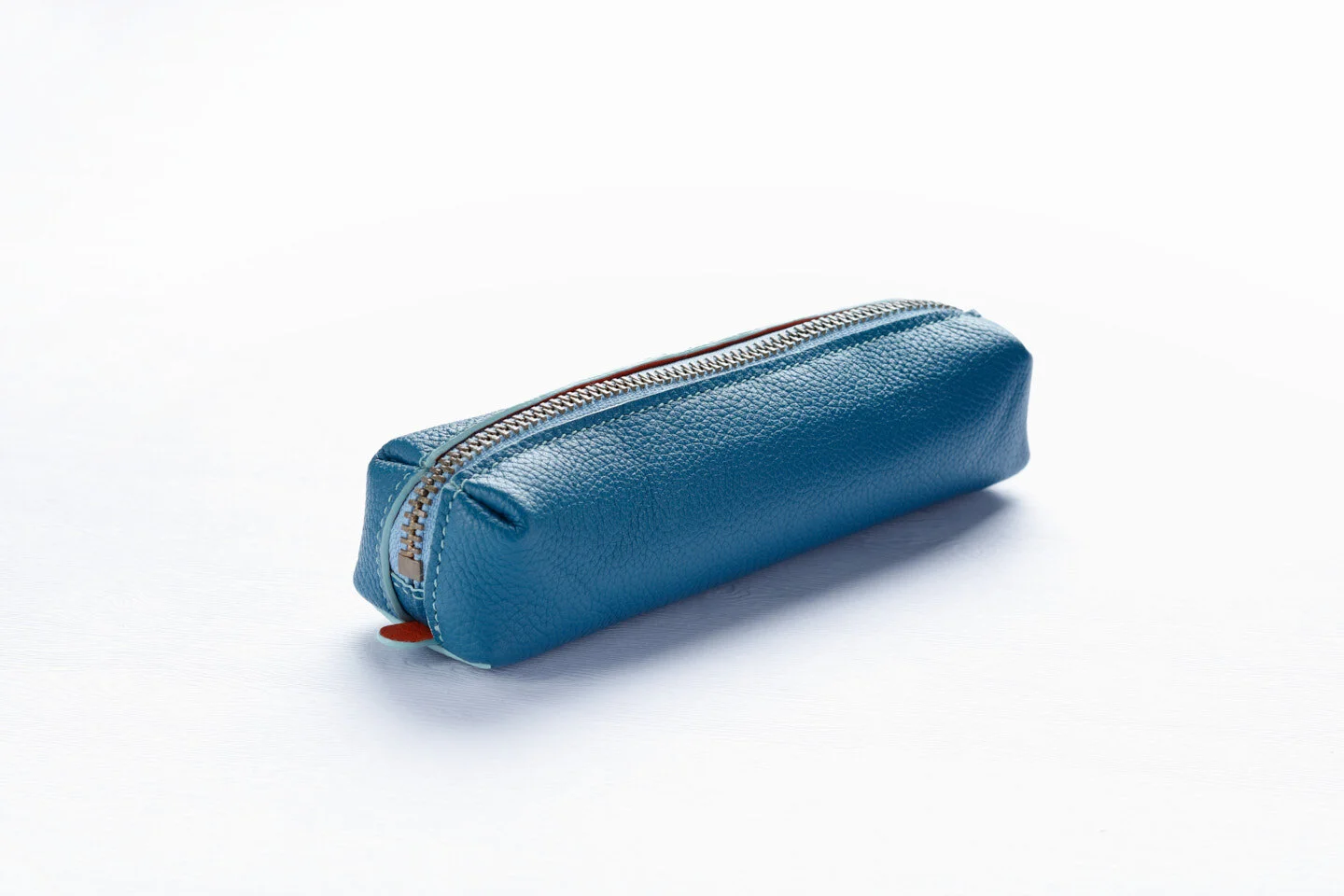 R0101 048 leathercraft 1.jpg