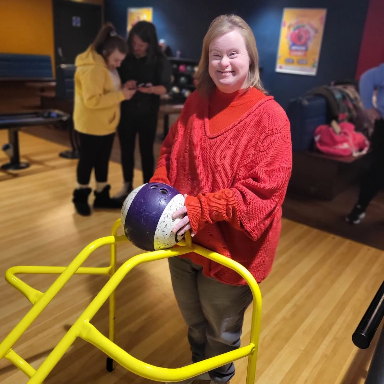 Sam Bowling.jpg