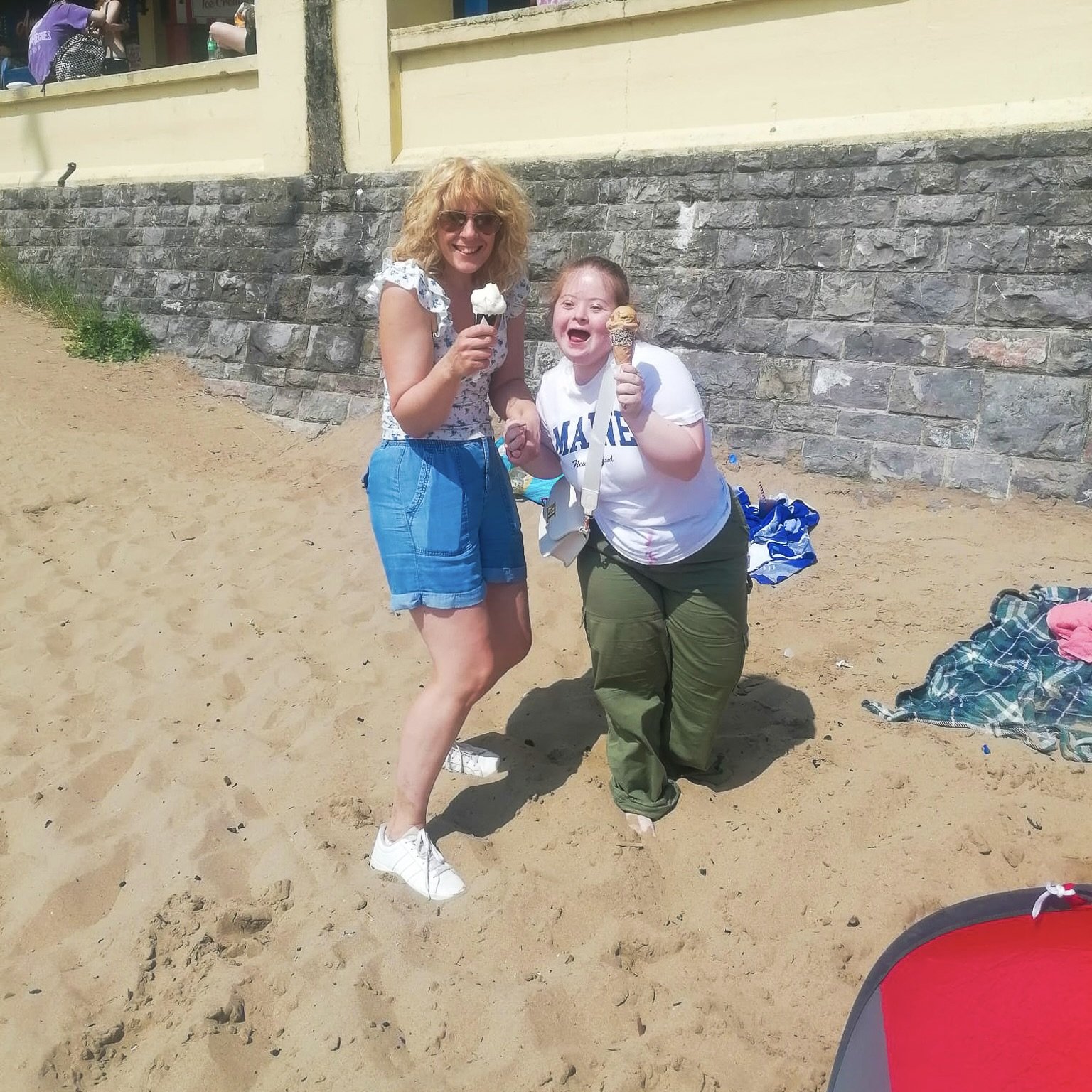 Helz and Naomi At The Beach.jpg