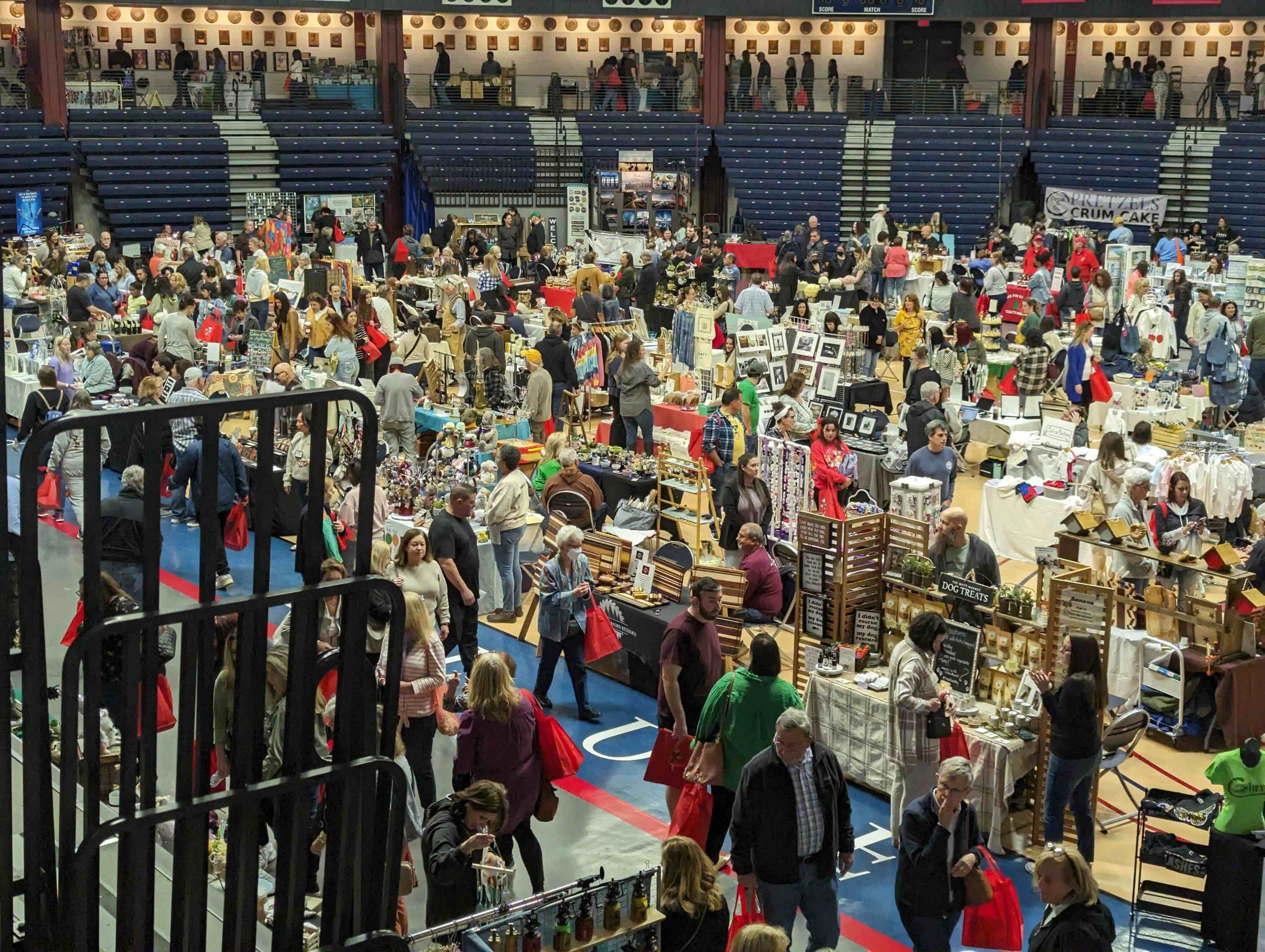 Crowds at April MAde in Monmouth.jpg