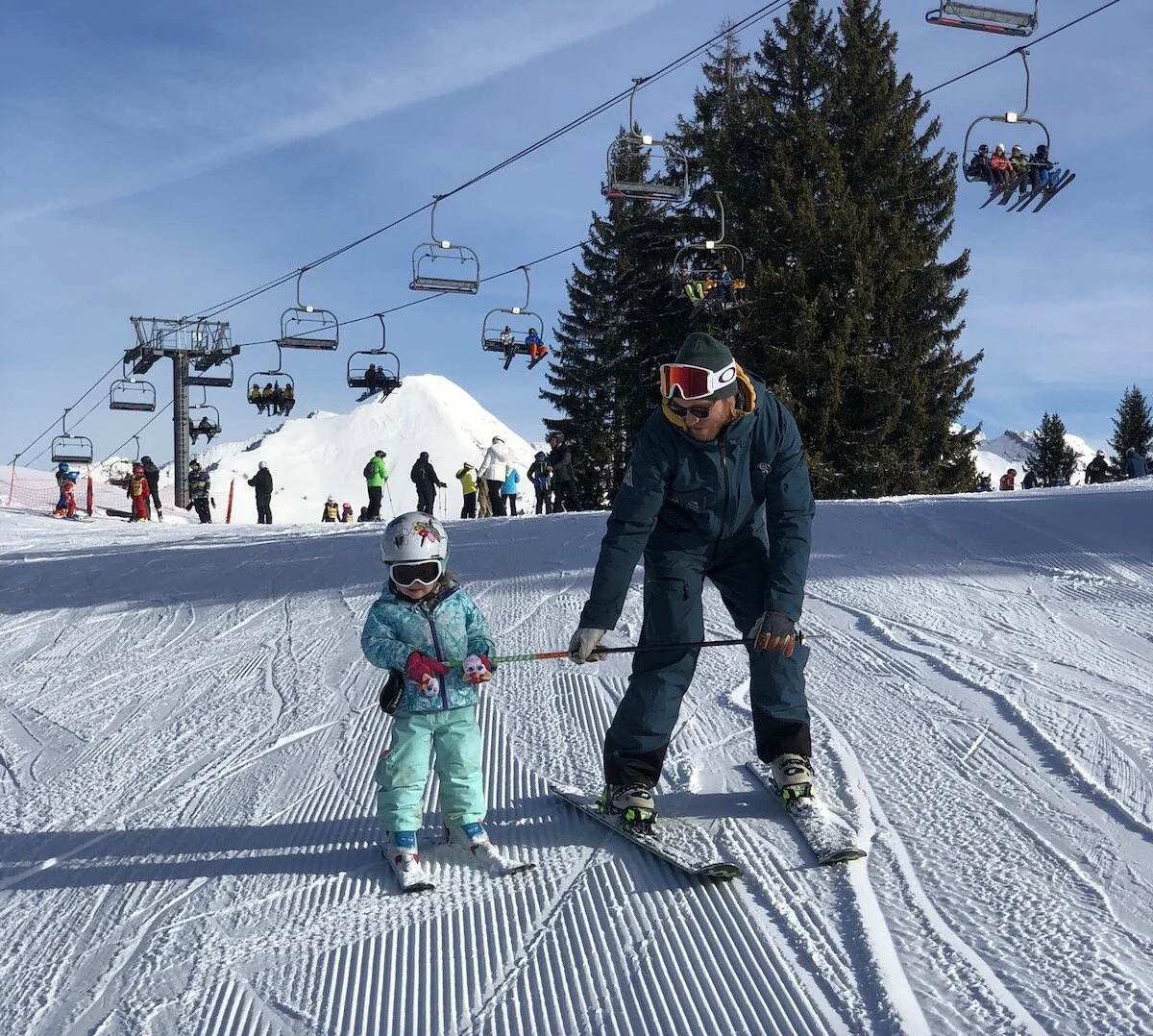 When should kids start skiing?