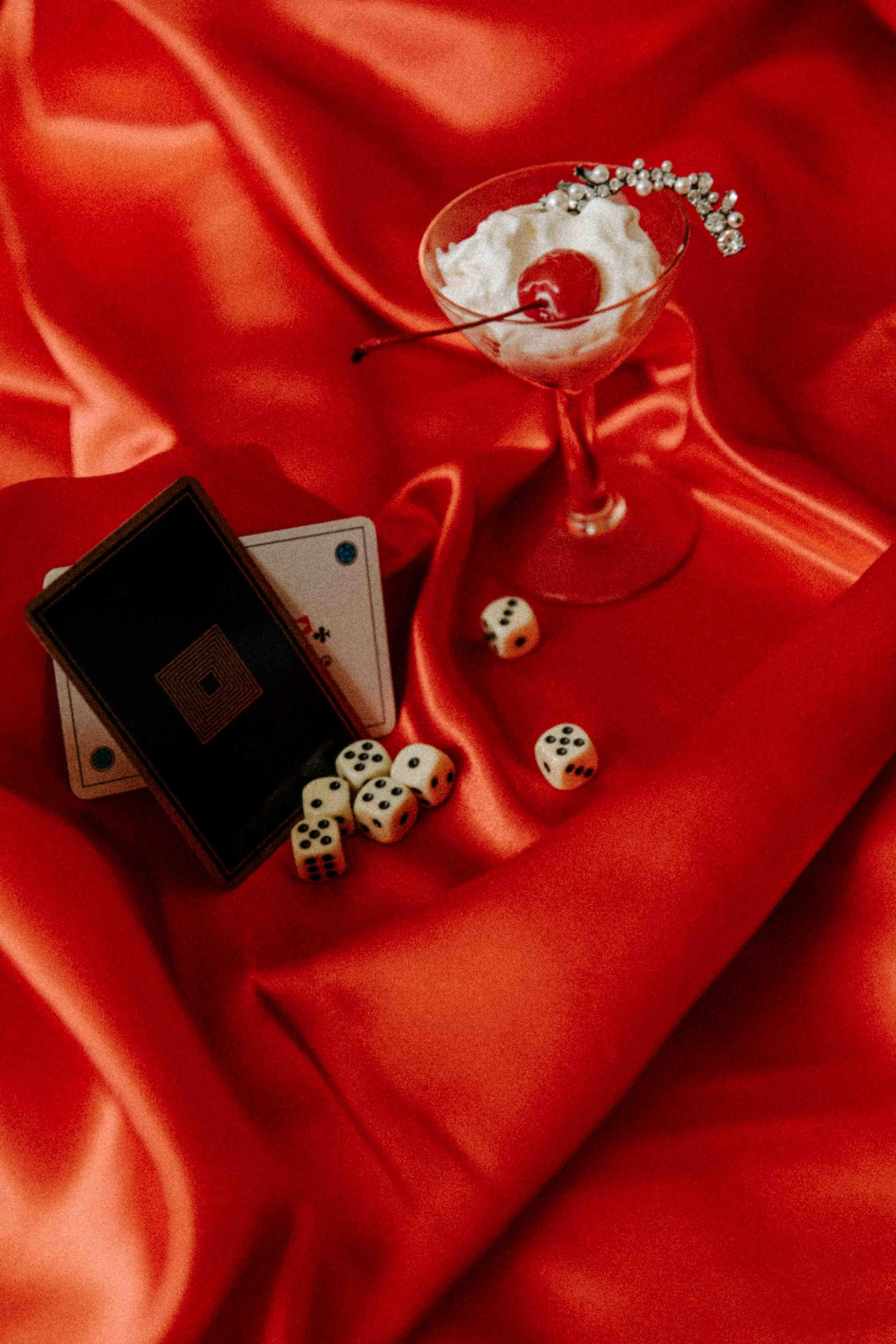 Cherry Bomb photos grainées - @pelut.charlene-12.jpg