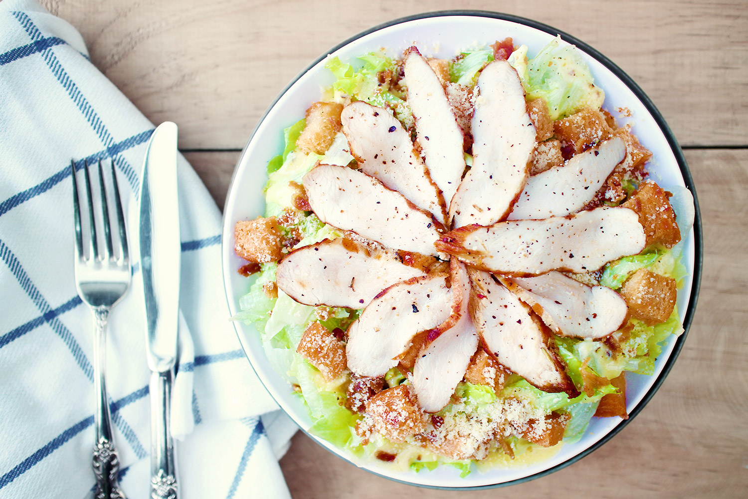 momandtinas-chicken-caesar.jpg