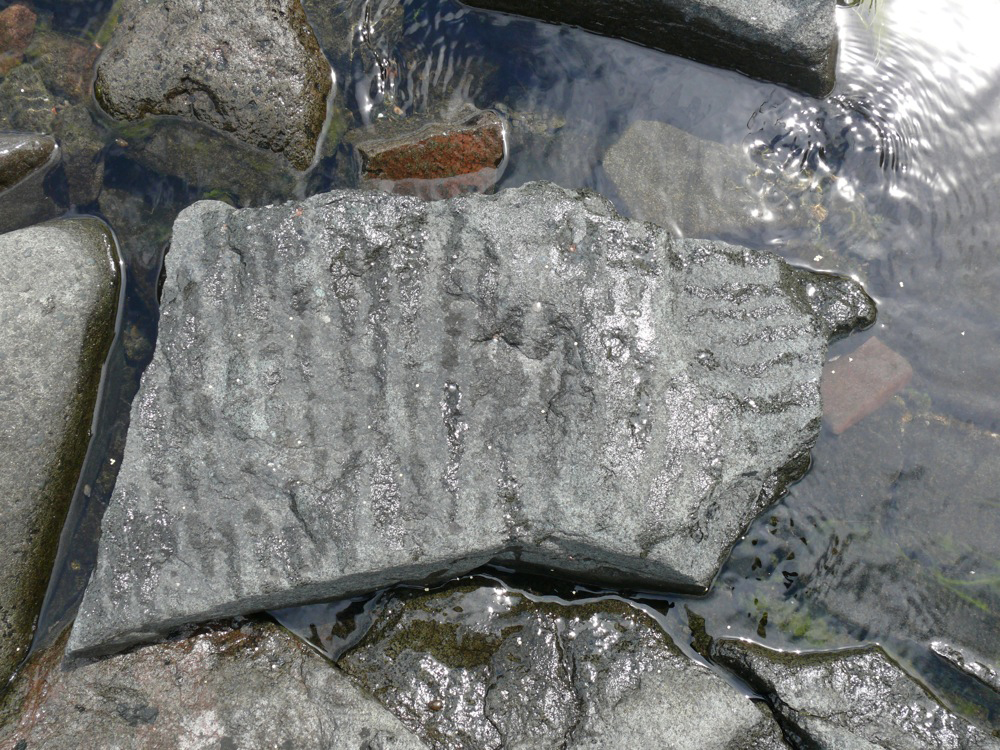   Isle Royal Drawing 3 , 8/4/2012, water line drawing made with fingers on Basalt 