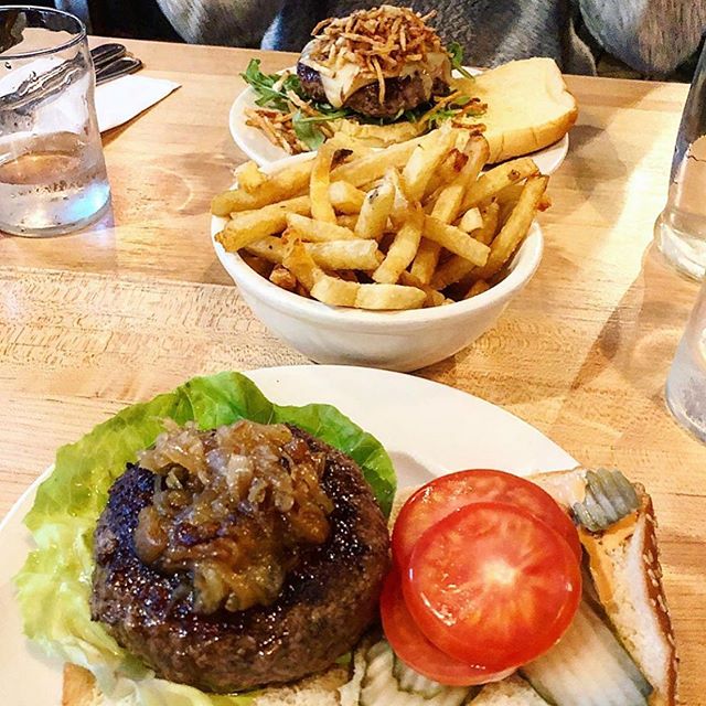 It’s Whitmans Wednesday! Time for 2 of your favorites the Juicy Lucy and the Hound Burger .... #whitmansnyc #whitmans #putbacononeverything #hownewyorkeats #eastvillage #hudsonsquare #highline #eeeeeats #weloveourcustomers