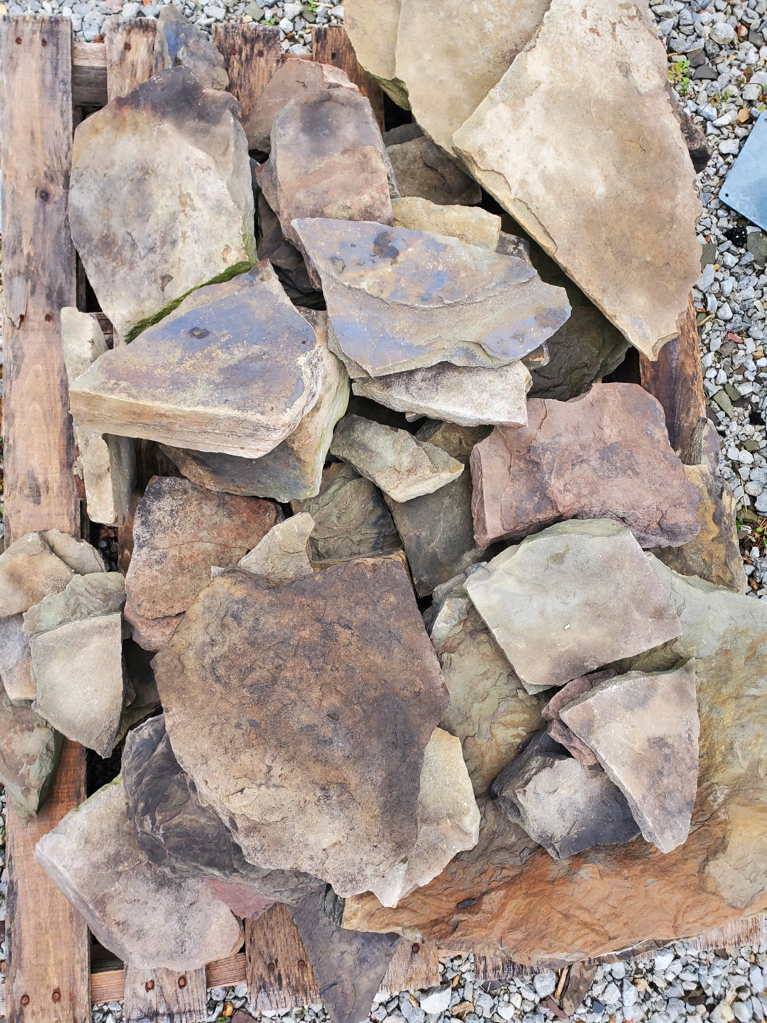 Weathered Fieldstone 1-3"