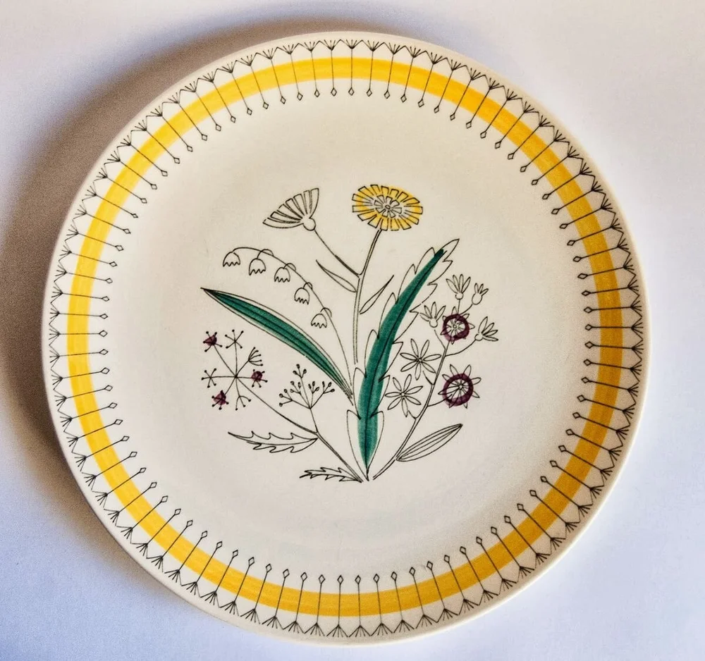 Floral ceramics