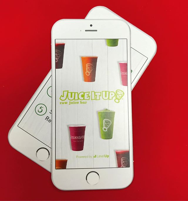 @juiceitup knows how to boost customer loyalty! We die-cut these mobile phone-shaped promo cards meant for encouraging customers to download their app.
.
.
A freshly effective #marketing idea! Thanks for letting us be a part of it 🍊🍉🍌🍒🍋🍎
.
.
.
