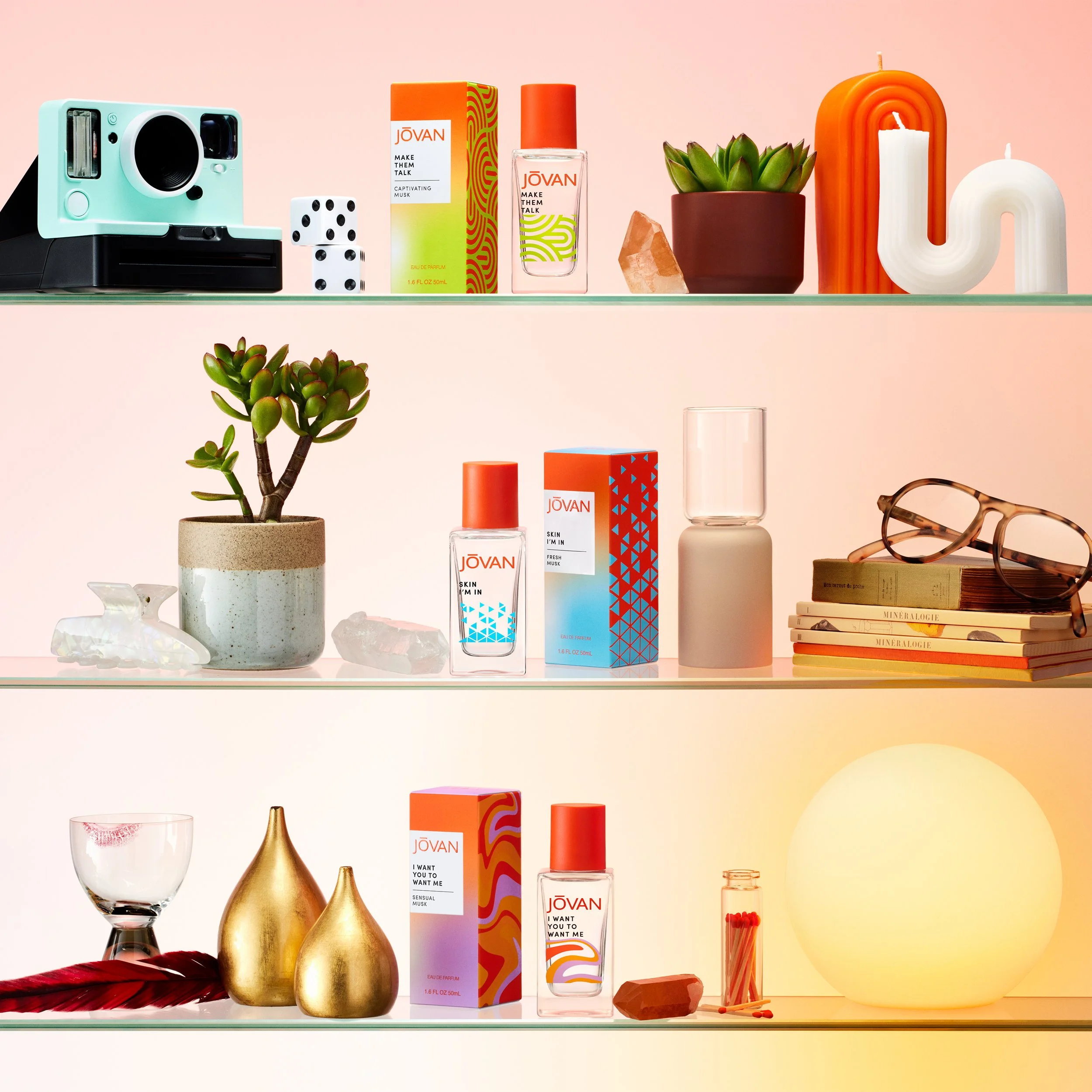 23-10 2680-08C RKY_JOV COLLECTION LYFESTYLE SHELF_SRGB_1X1.JPG