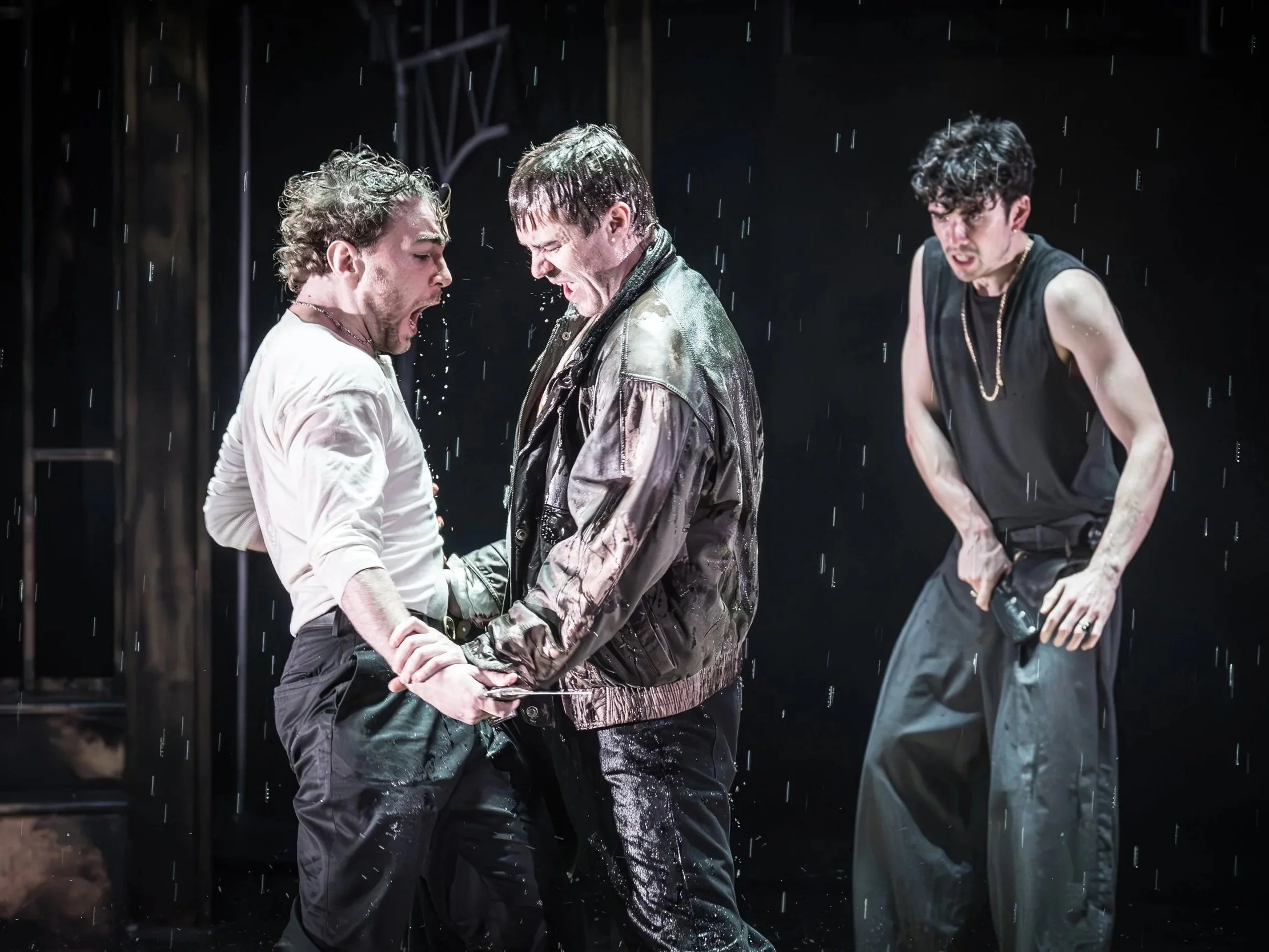 Romeo Juliet Cymru-02625.jpg