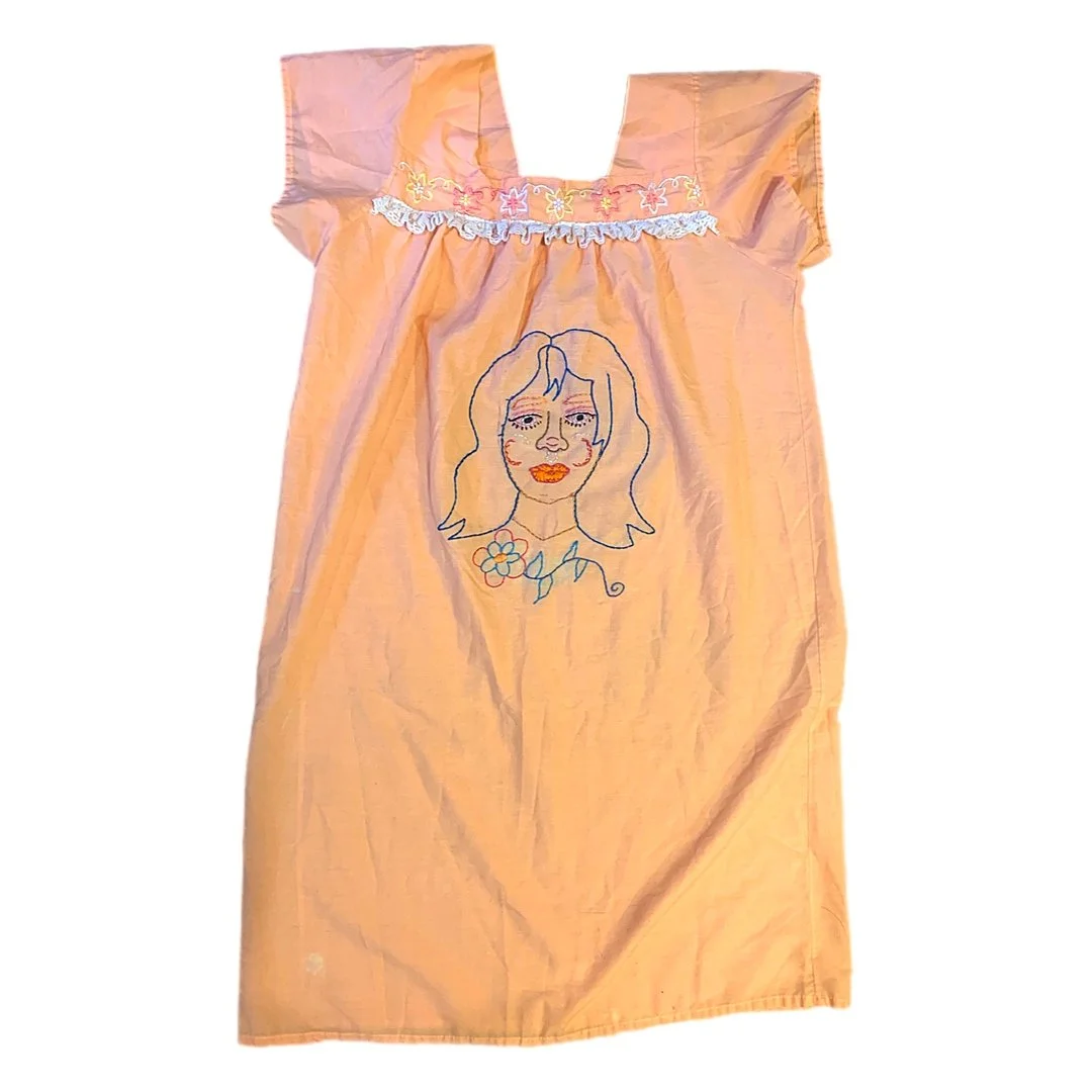 embroiderednightie.JPG