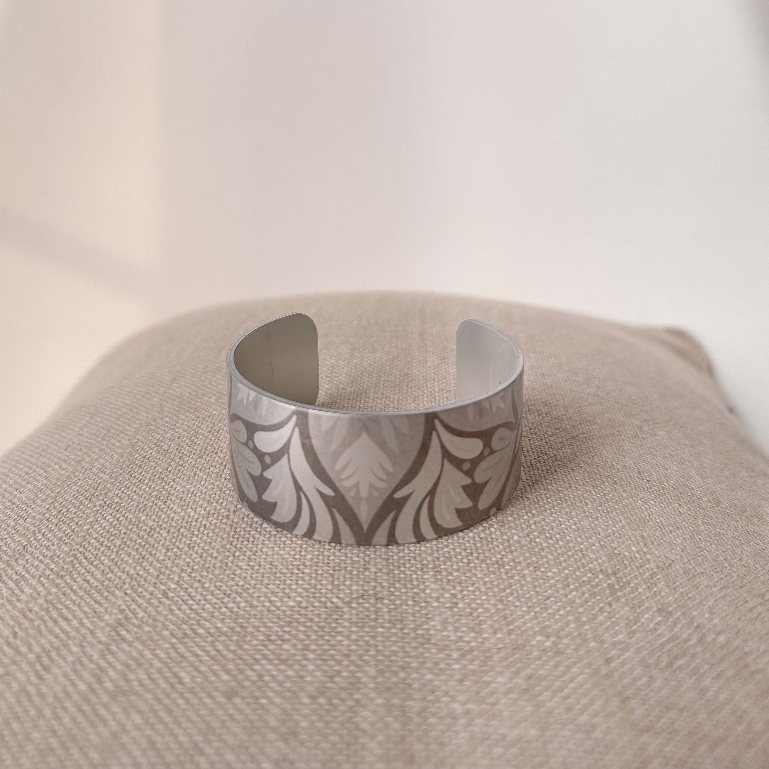 tkmarsh-cuffs-1173.jpg