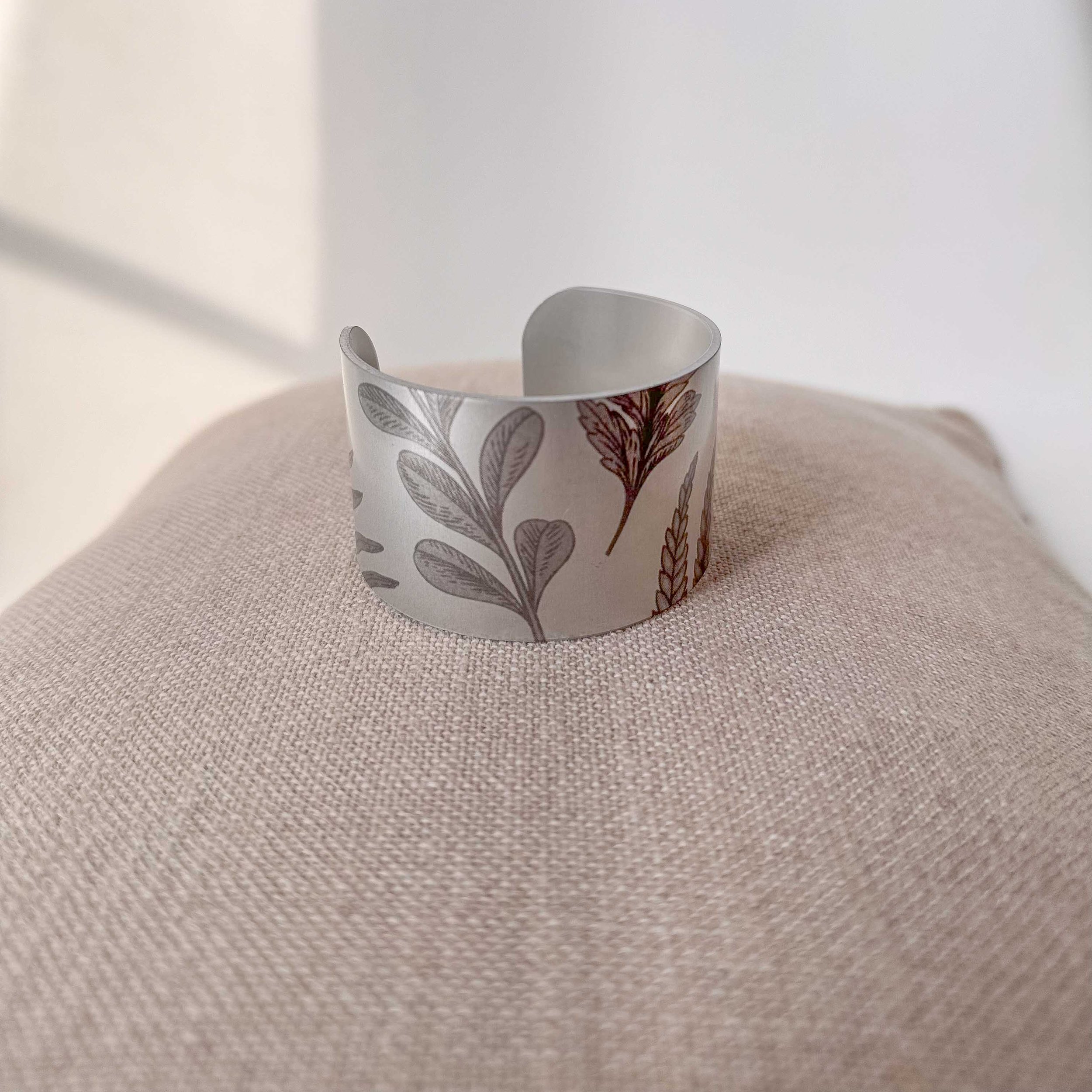 tkmarsh-cuffs-1202.jpg