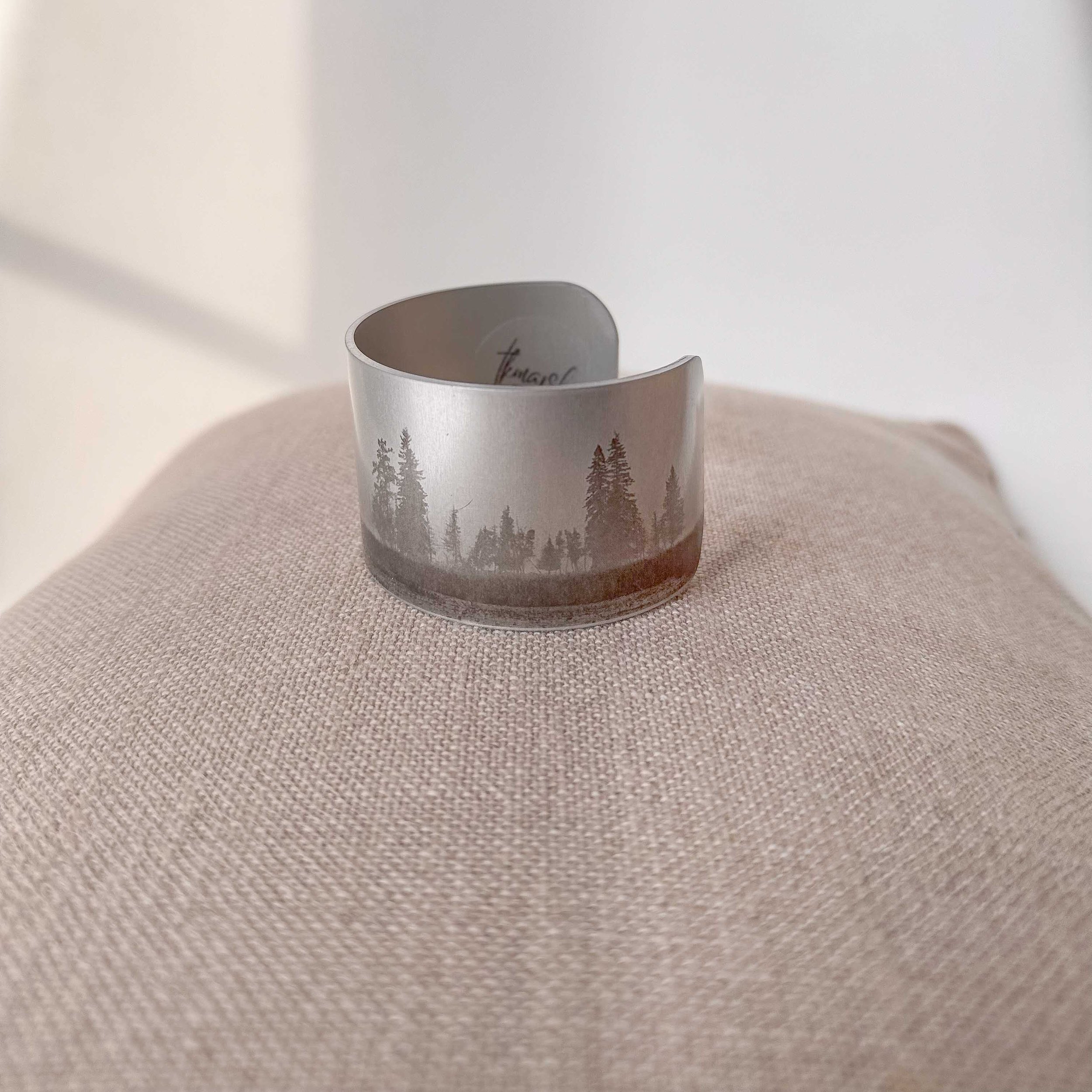 tkmarsh-cuffs-1196.jpg