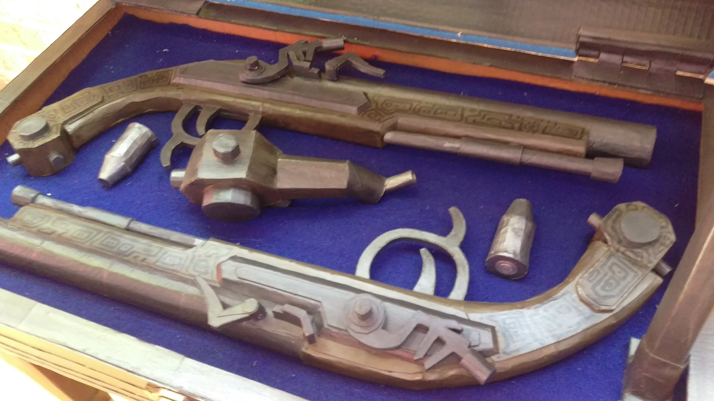 the end table dueling pistols