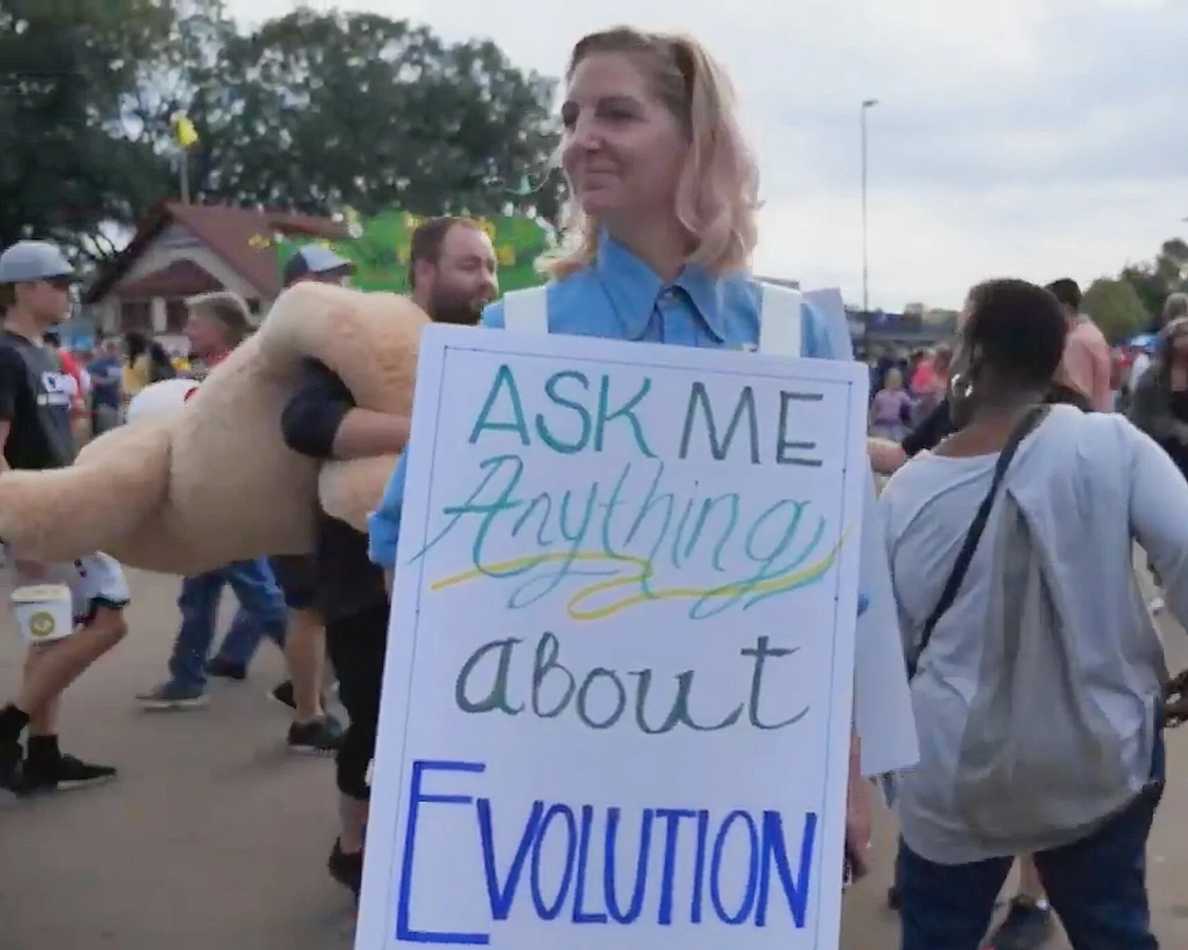 Maggie Sandford: Ask me anything about evolution