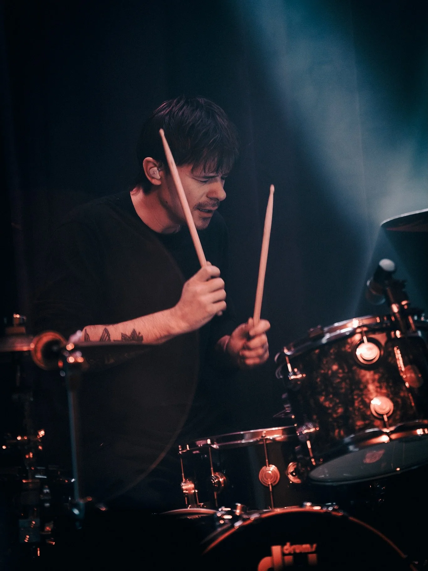 🇳🇱 / Final show of tour tonight! 📸 @pavla_hartmanova_photo @choices_photography