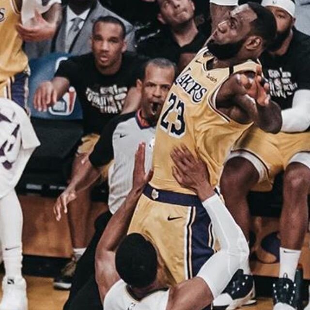 I mean... my groin would be injured too if this took place.
.
.
.
.
.
.
.
.
.
.
#basketball #losangeles #lakers #crotchshot #groin #lebronjames #riseabove #noteeth #mouthfull #ouch #lakernation #bandaid #surprise