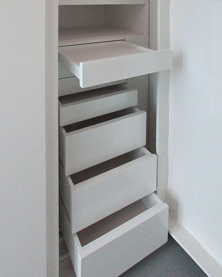 WHITE FELT LINED DRAWERS