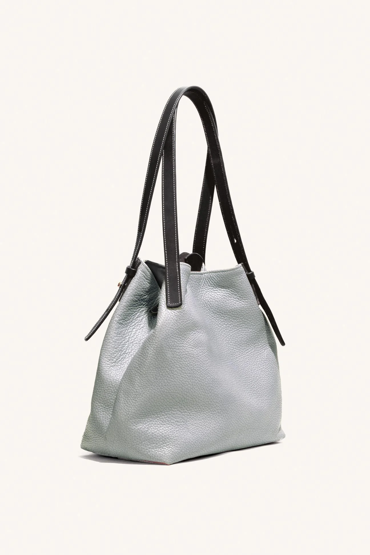 tote_sm_silver_grey_02.jpg