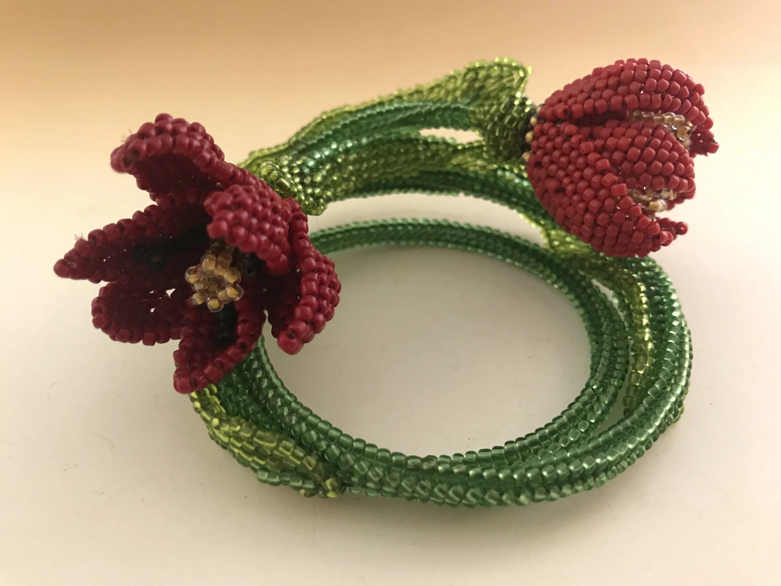tulip braclet