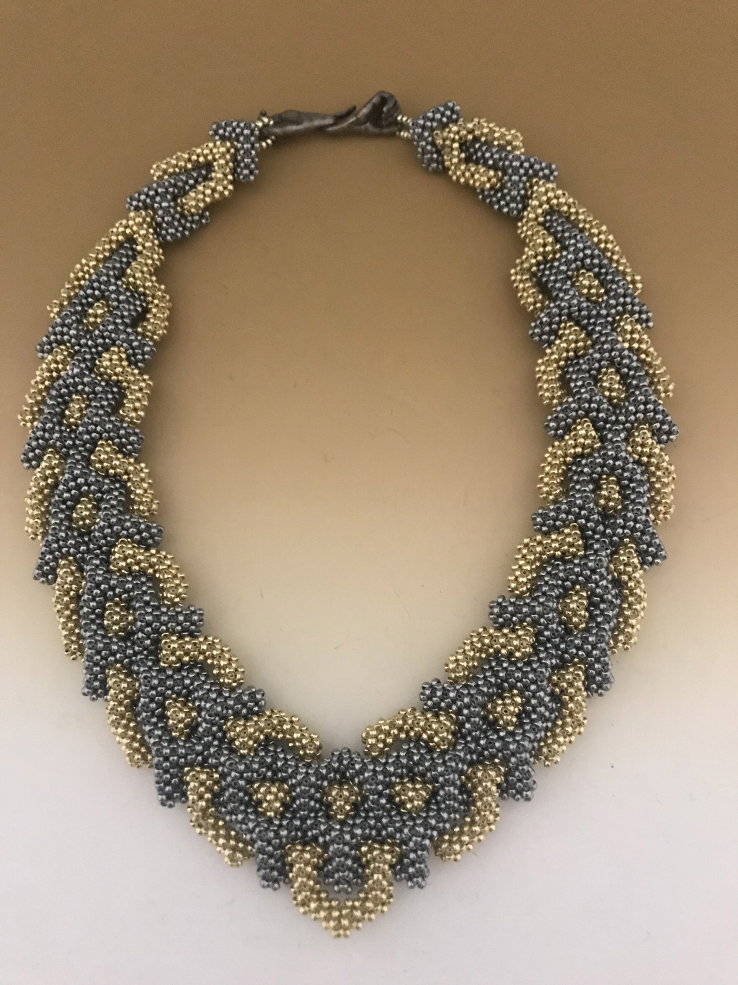 Celtic Basket weave collier and bracelet instructions.