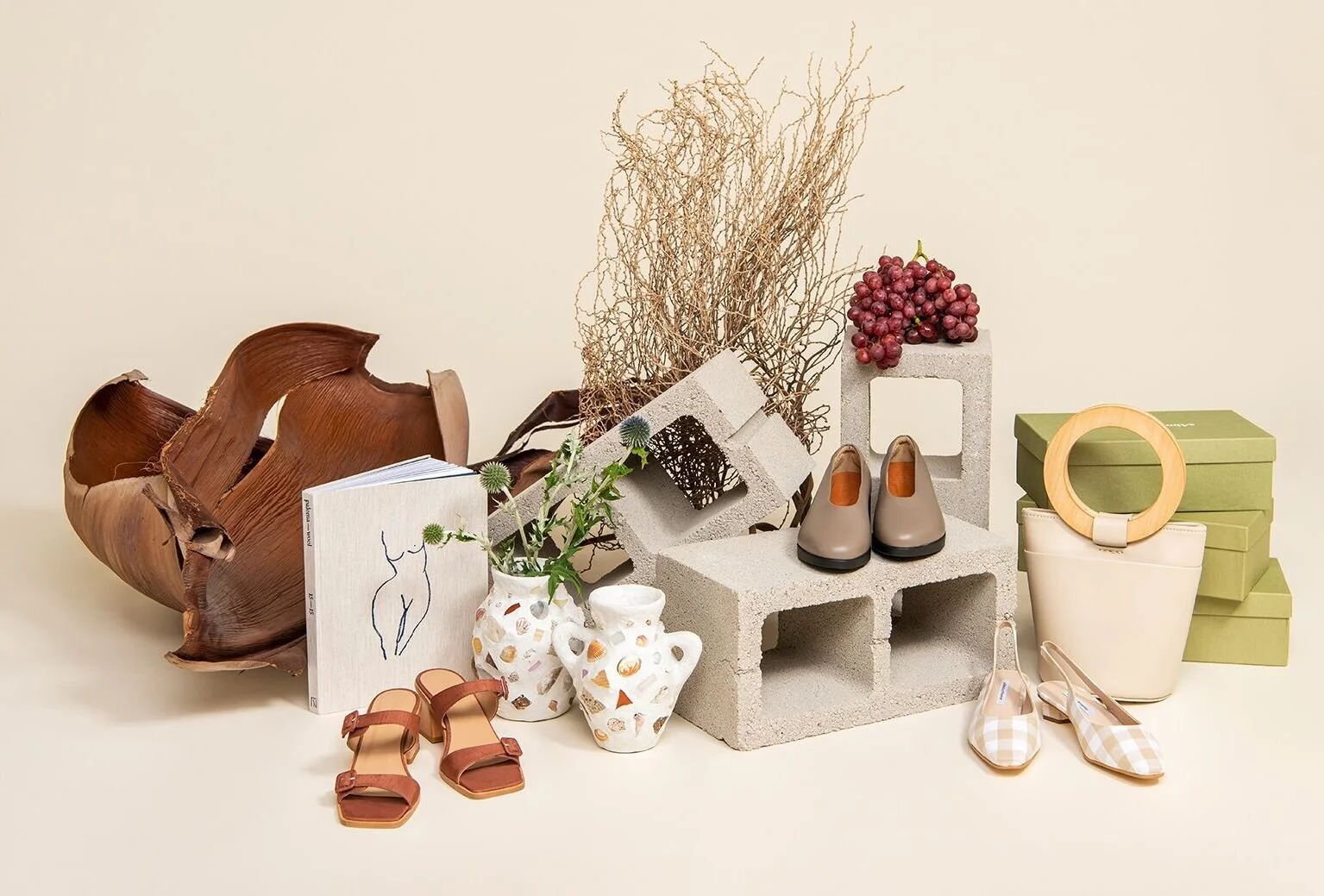  Image by Deborah Farnault.  https://www.deborahfarnault.com 