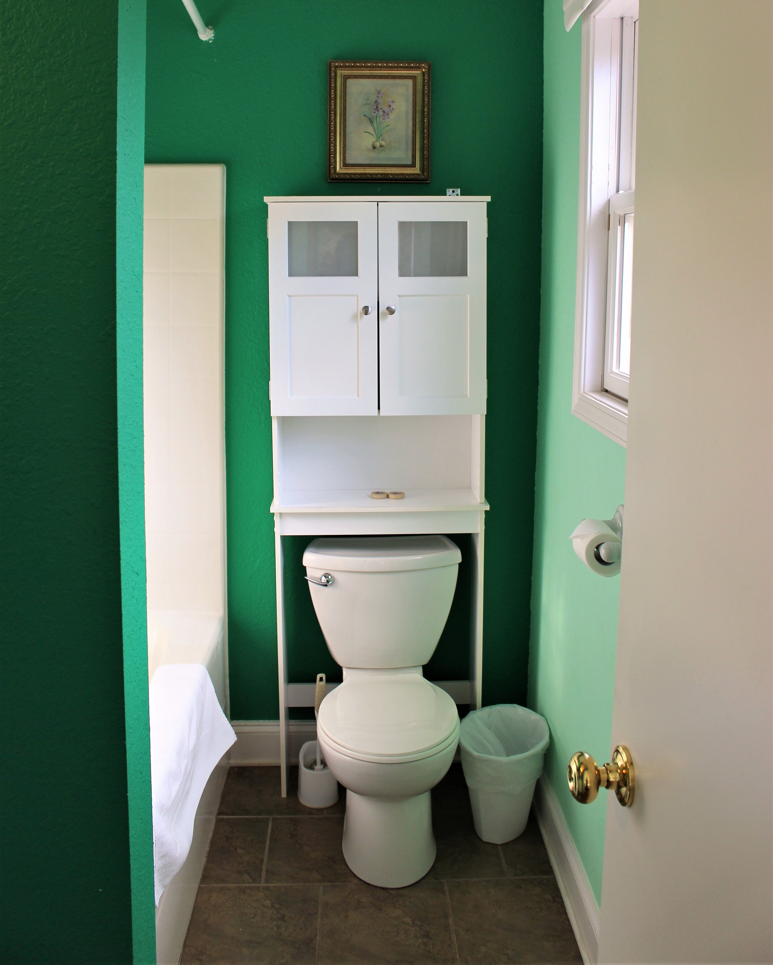 Emerald Bathroom.jpg