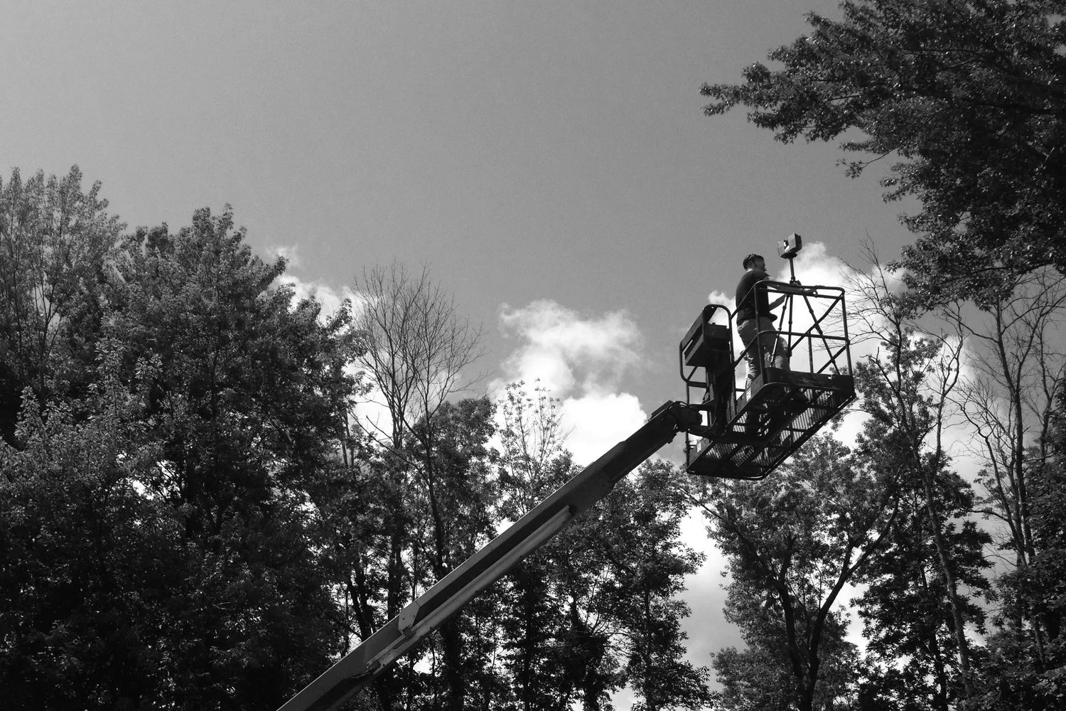 mynd-workshop-3d-laser-scanning-visual-effects-cig-sculpture-cherry-picker-1.jpg